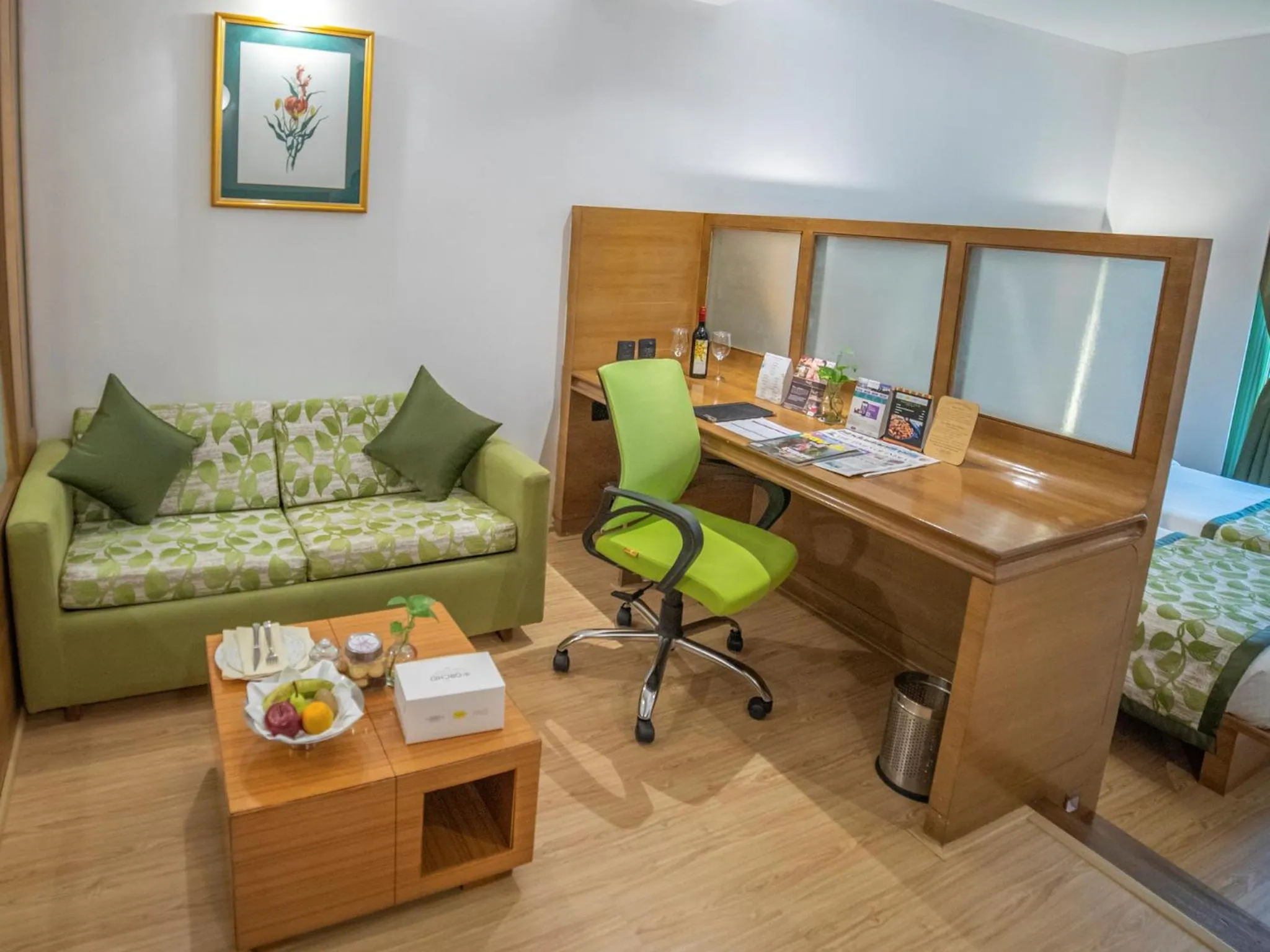 Coffee/tea facilities in The Orchid Hotel Hinjewadi Pune