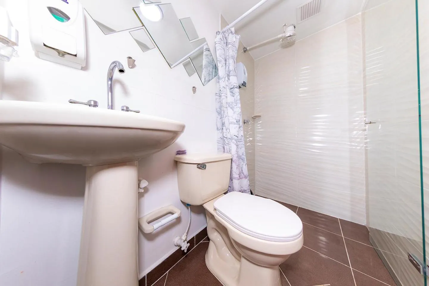 Bathroom in Hotel Ayenda Palo Alto