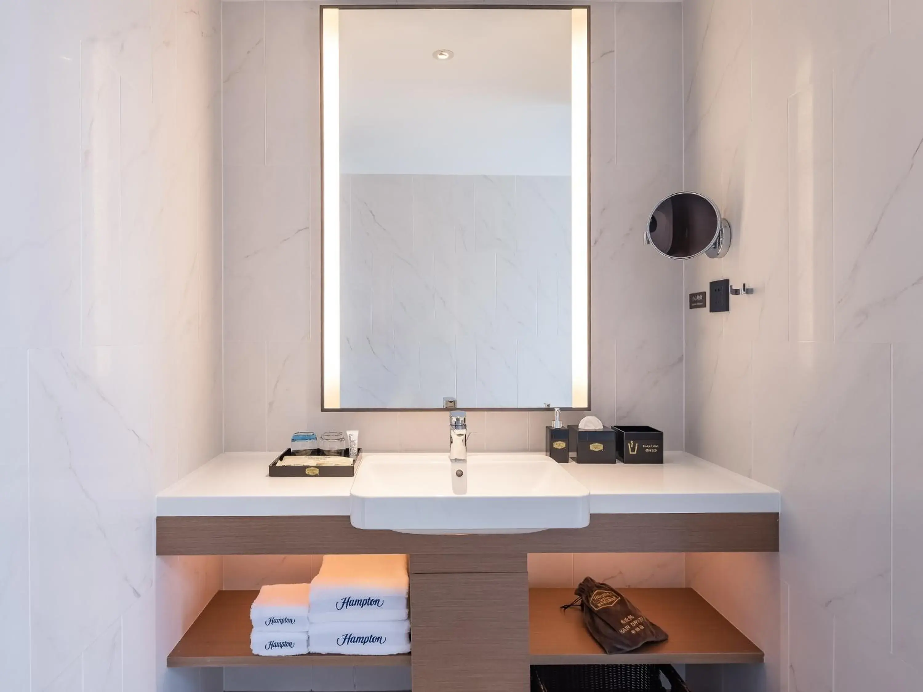 King Room with Sea View in Hampton by Hilton Qinhuangdao Jinmeng Bay King Room with Sea View in Hampton by Hilton Qinhuangdao Jinmeng Bay