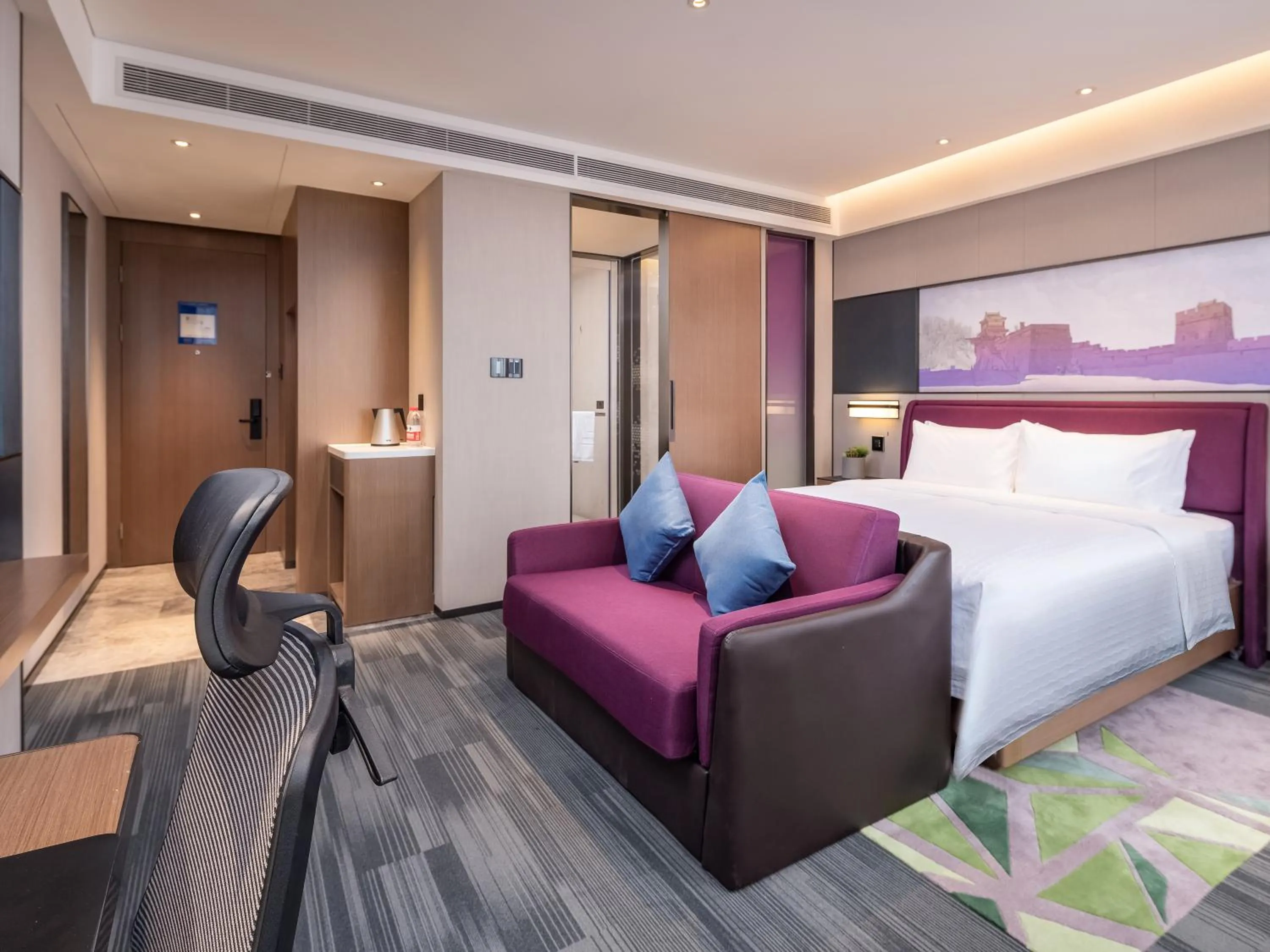 Bed in Hampton by Hilton Qinhuangdao Jinmeng Bay
