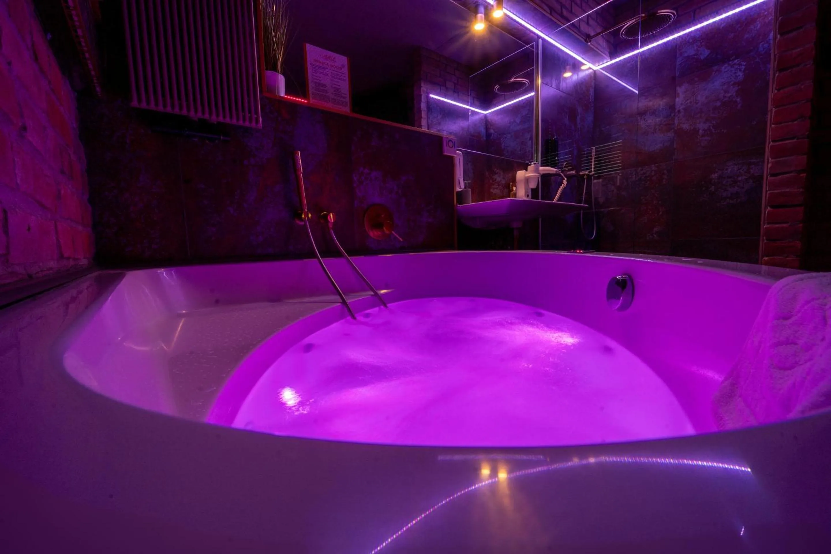 Hot Tub in Hotel Agit Congress&Spa