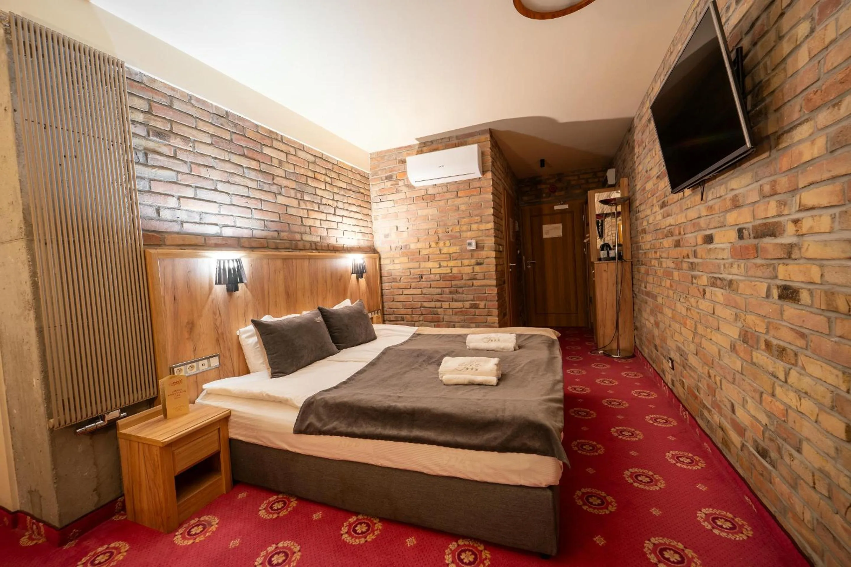 Photo of the whole room, Bed in Hotel Agit Congress&Spa