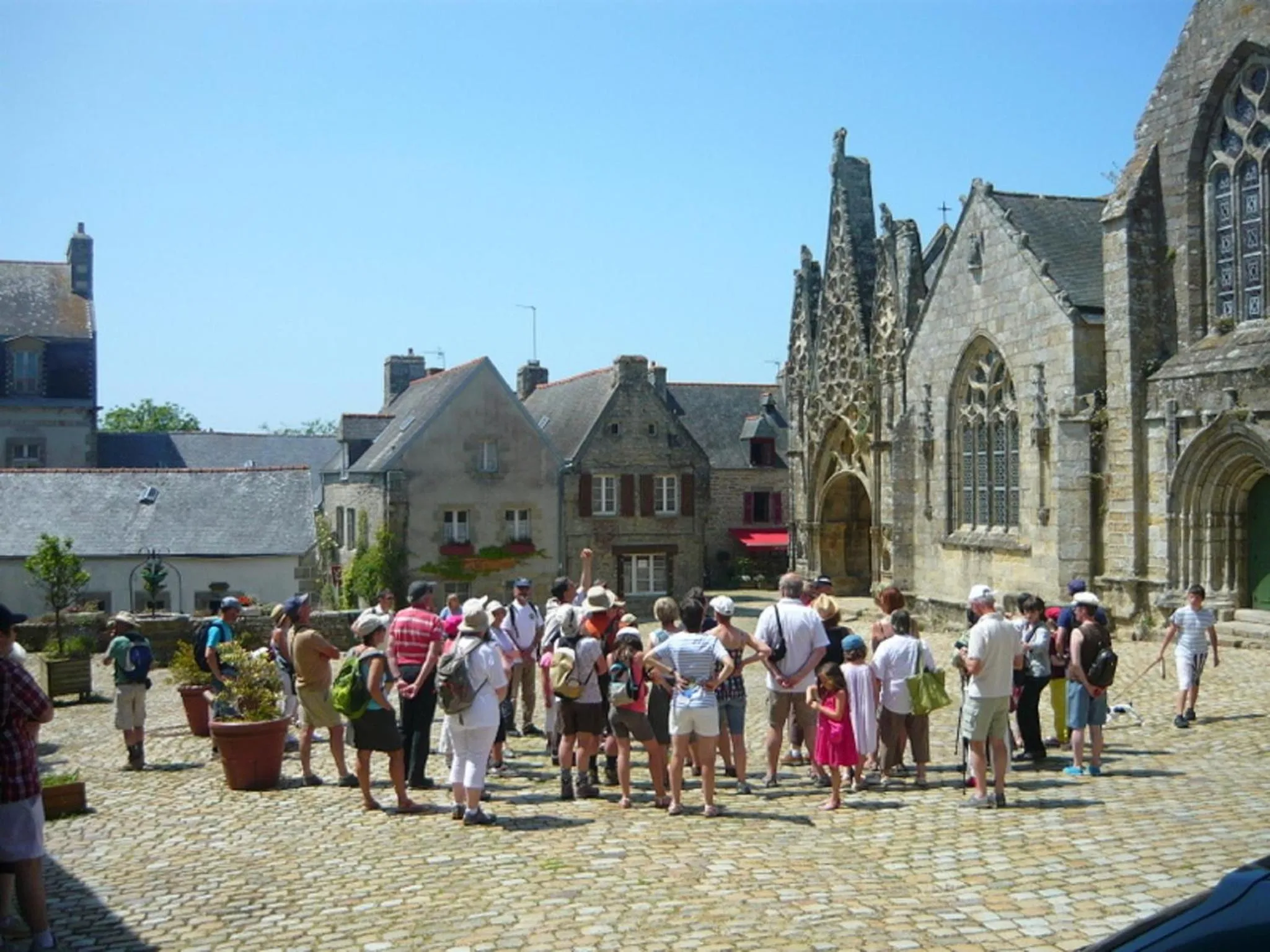 Nearby landmark in Kerantum à10mn des baies de Douarnenez et Audierne avec cuisine à disposition