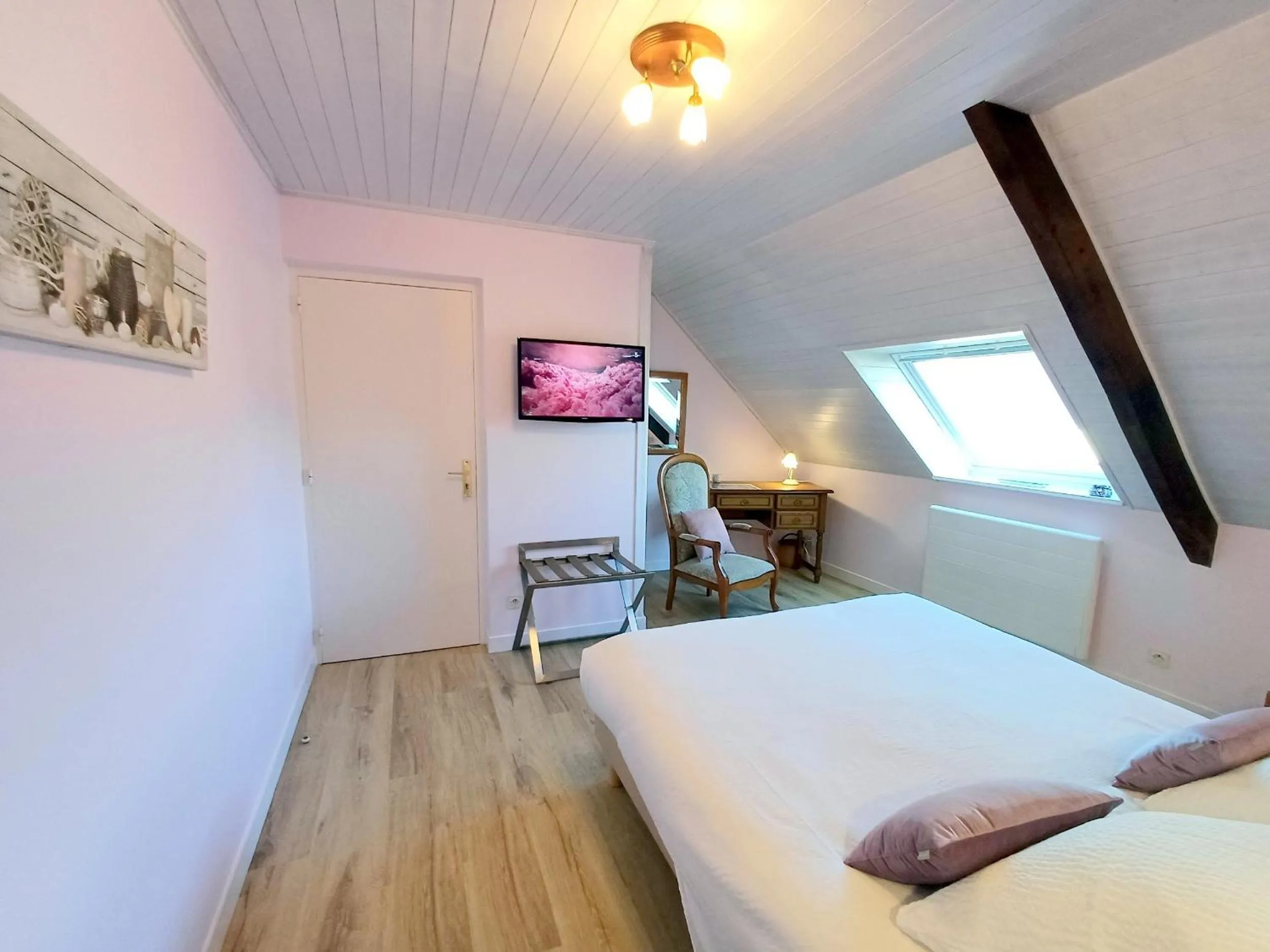 Bed in Kerantum à10mn des baies de Douarnenez et Audierne avec cuisine à disposition