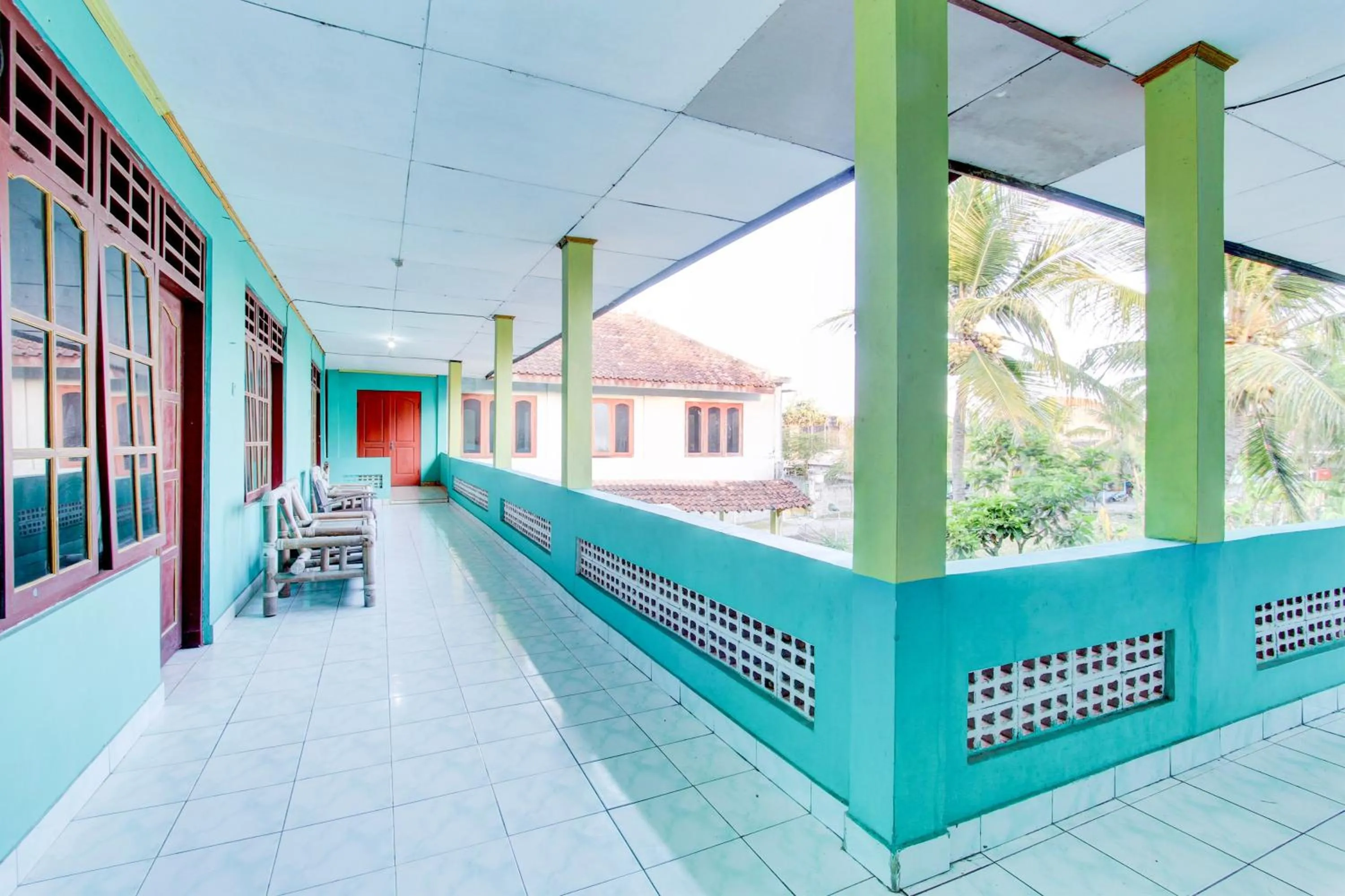 Lobby or reception in Hotel O Homestay Baronsari