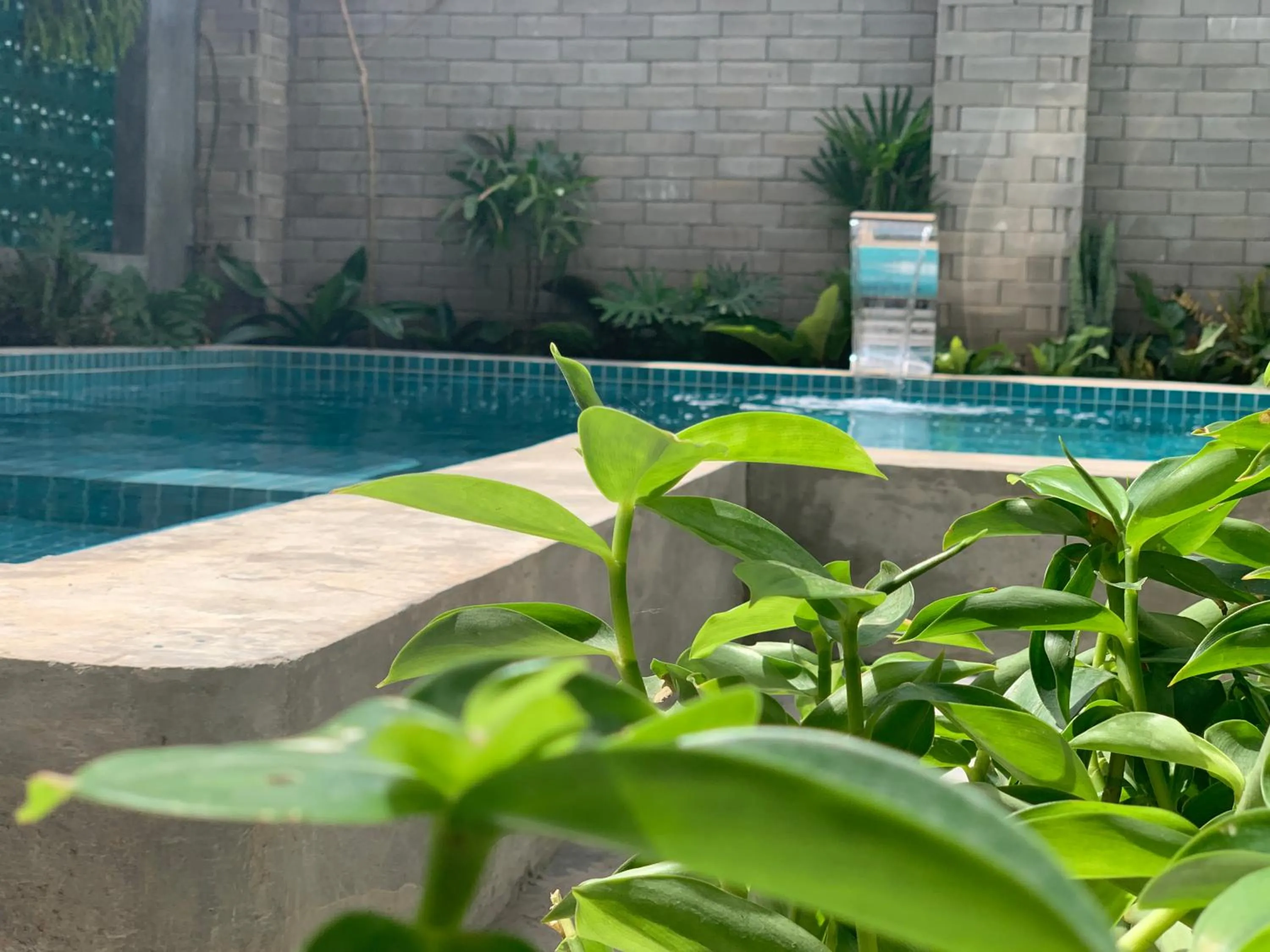 The J Break Boutique