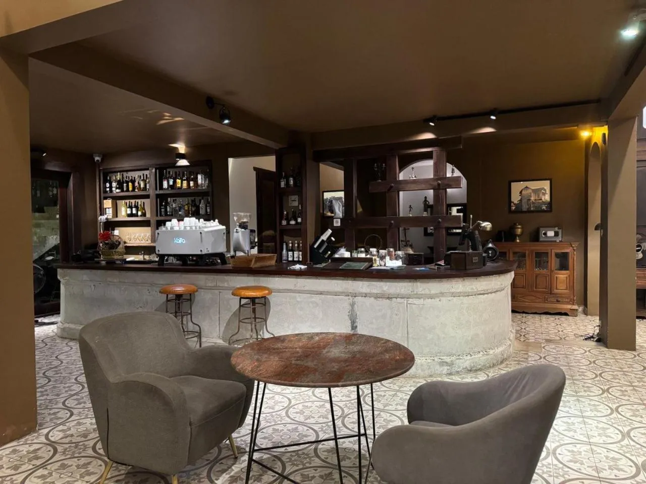 The J Break Boutique