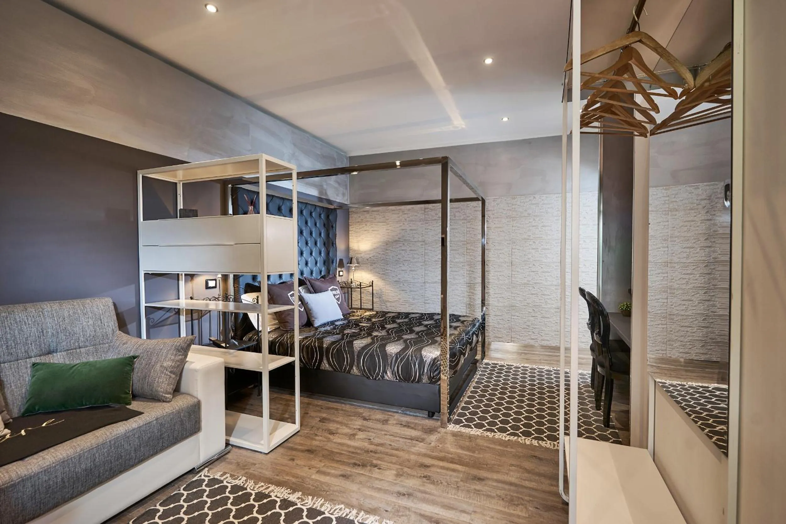 Photo of the whole room in Villa Tower Inn