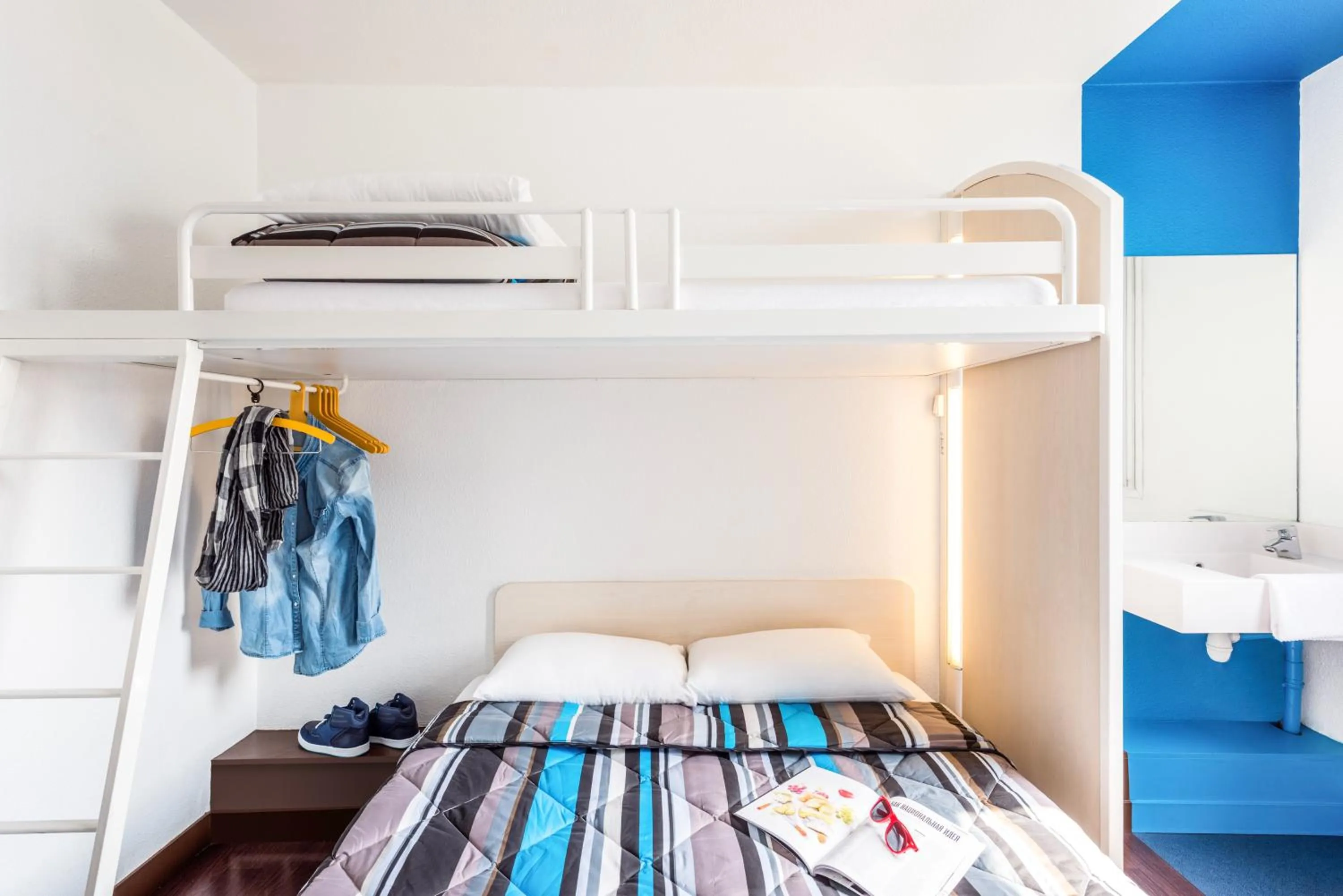 Bed in Hôtel Tours Nord