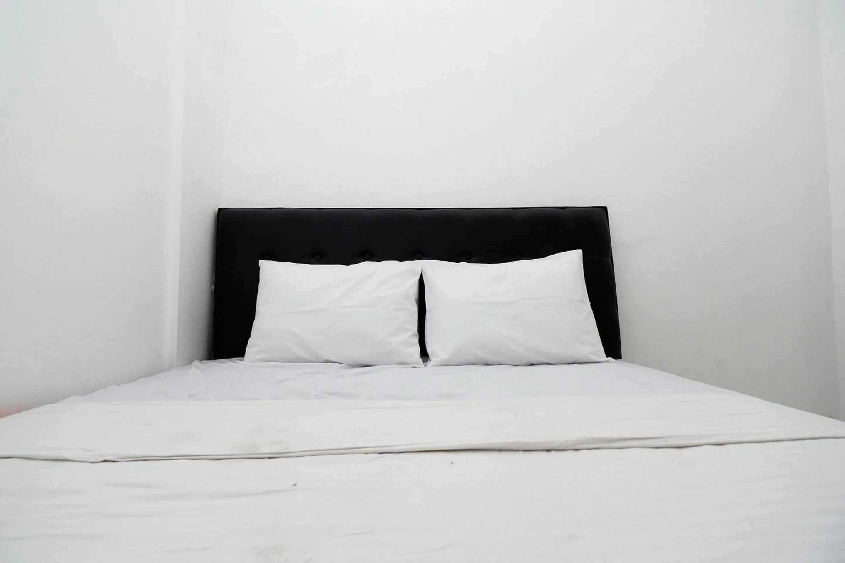 Bedroom, Bed in OYO Life 1942 Asia Residence Syariah