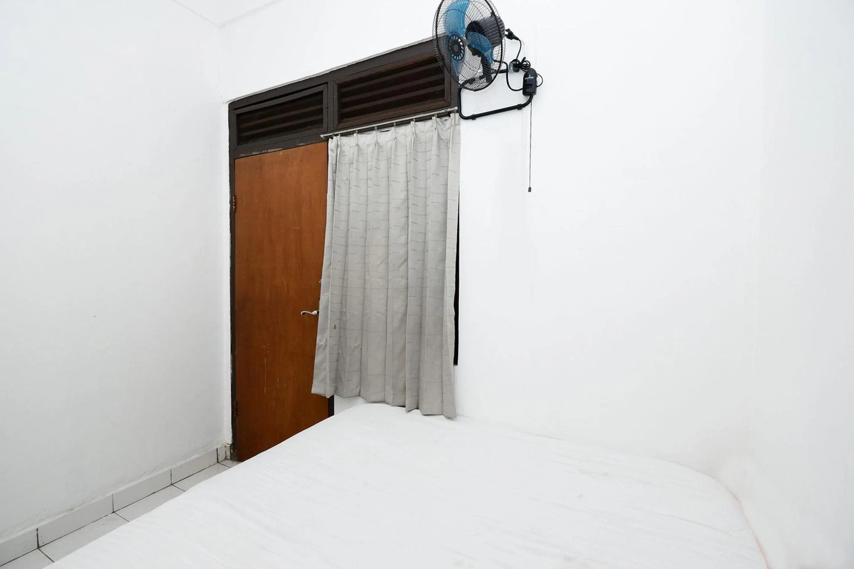 Bedroom, Bed in OYO Life 1942 Asia Residence Syariah