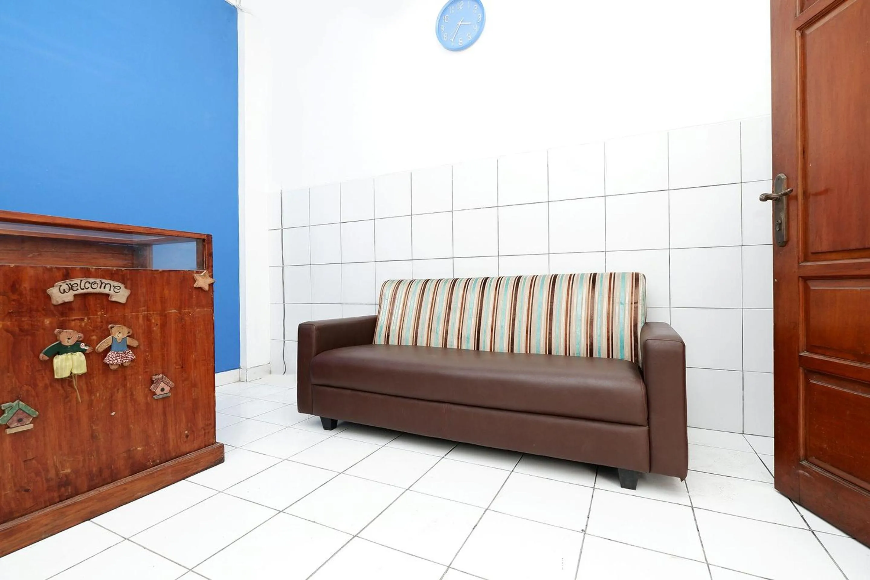 Lobby or reception in OYO Life 1942 Asia Residence Syariah