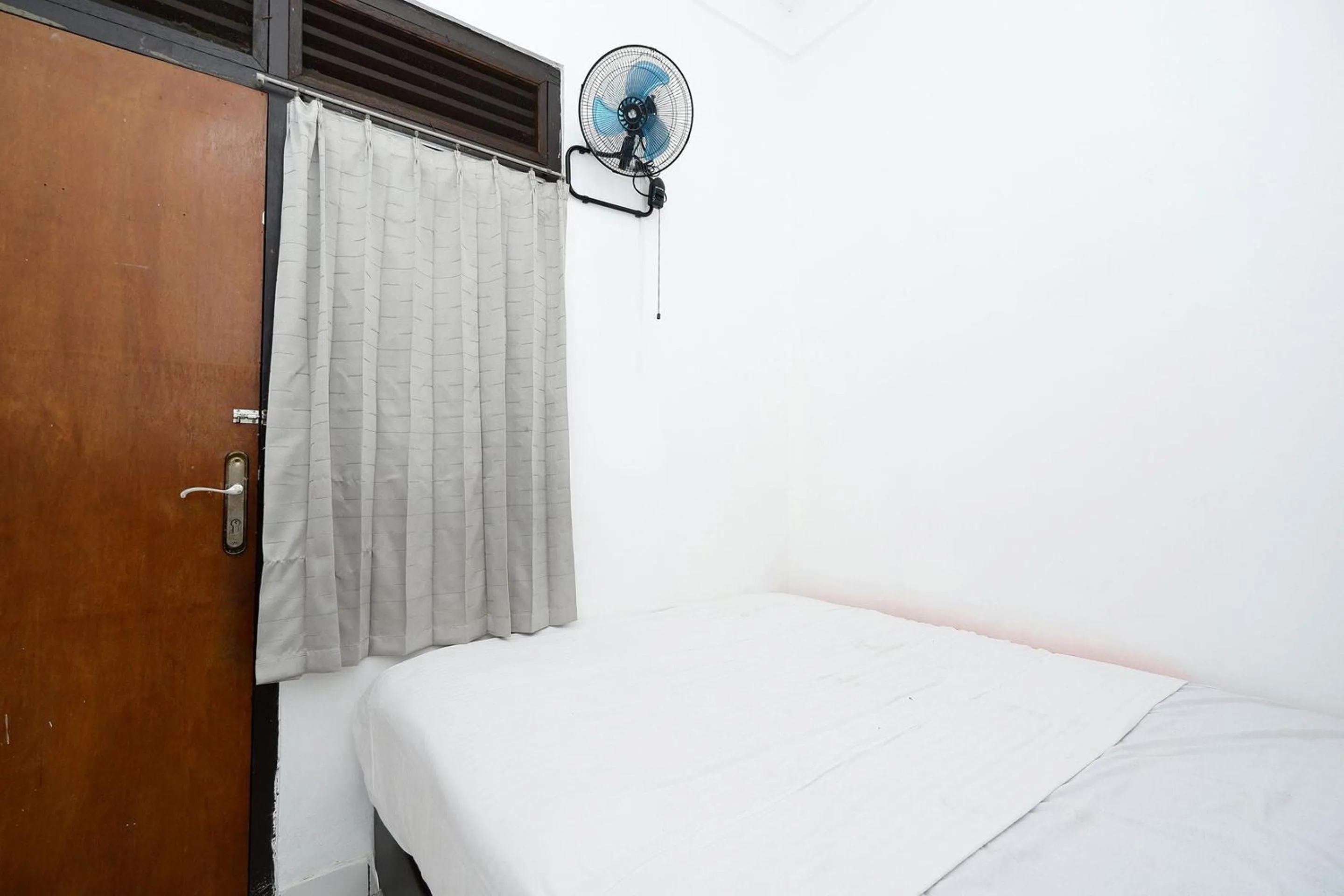 Bedroom, Bed in OYO Life 1942 Asia Residence Syariah