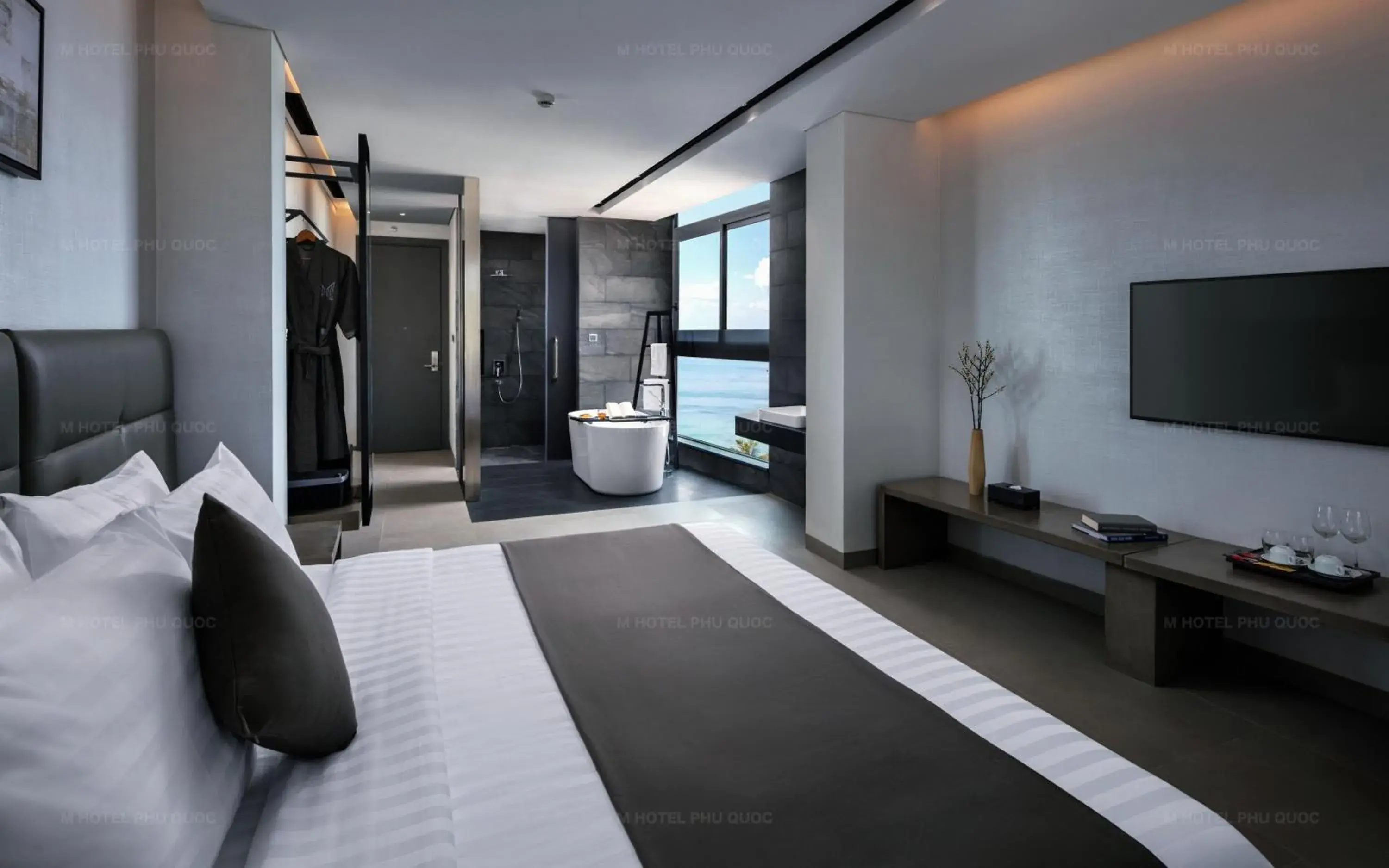 Deluxe Double Suite in M Hotel Phu Quoc Deluxe Double Suite in M Hotel Phu Quoc