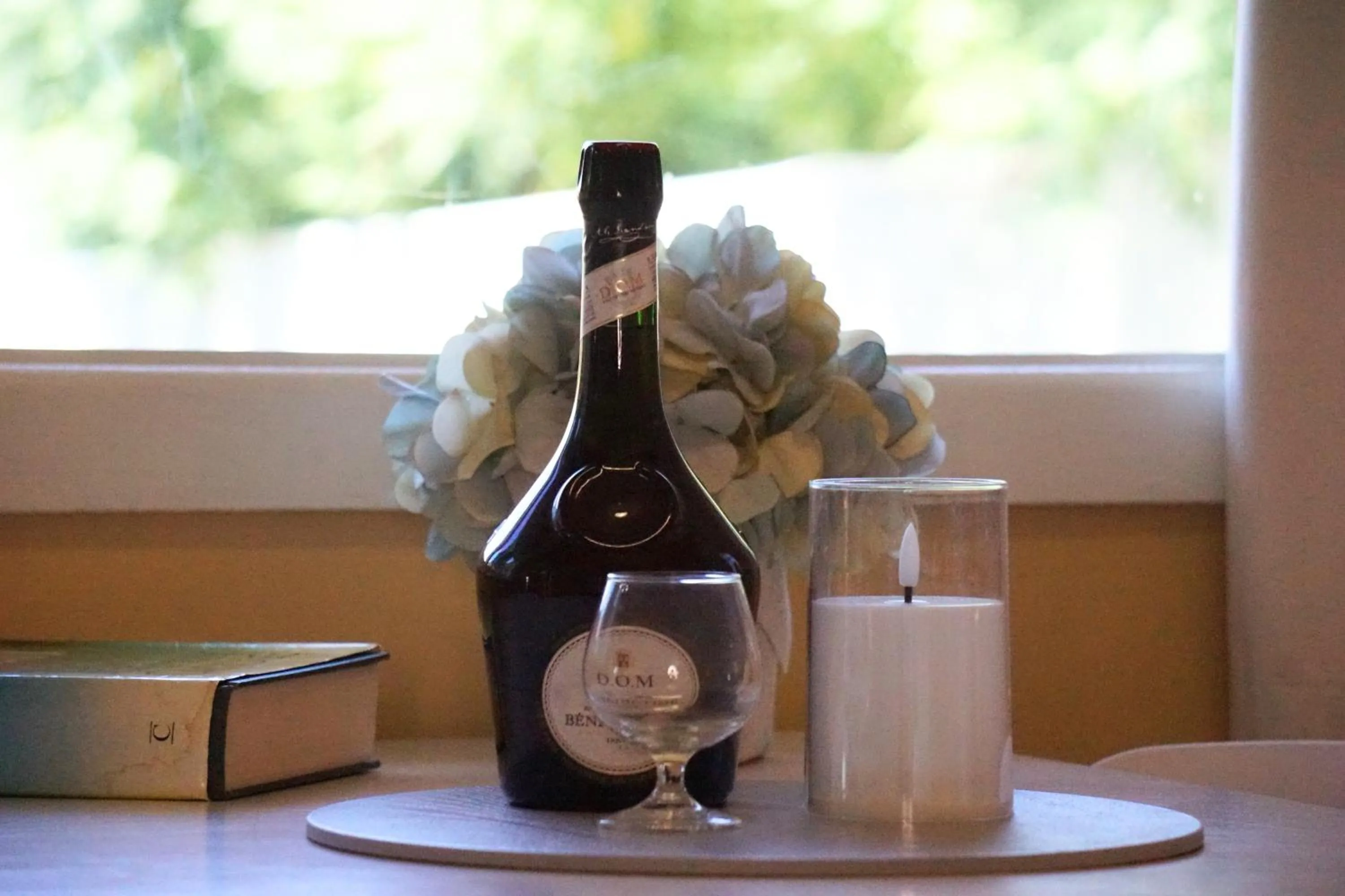 Property building in Billabong Motel