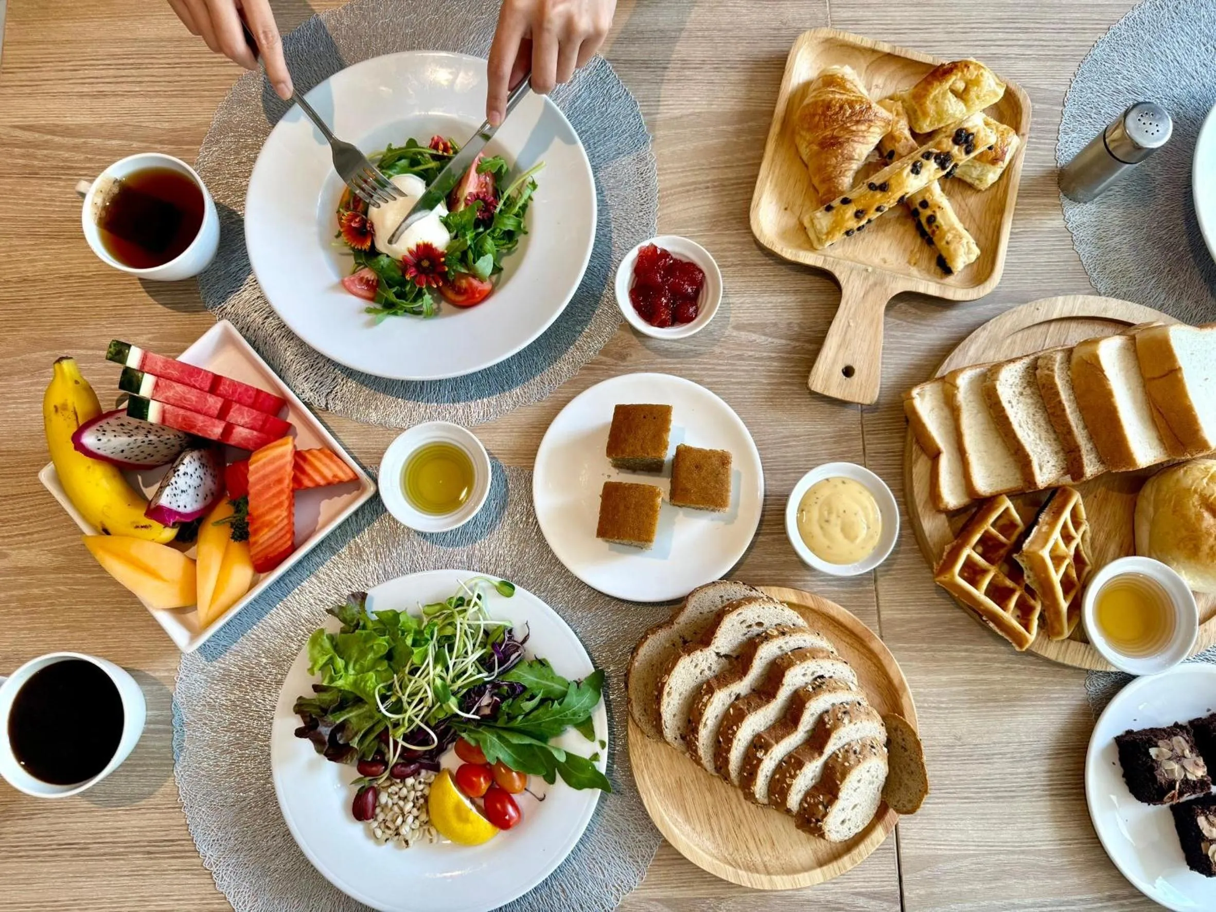 Breakfast in Canalis Suvarnabhumi Airport Hotel