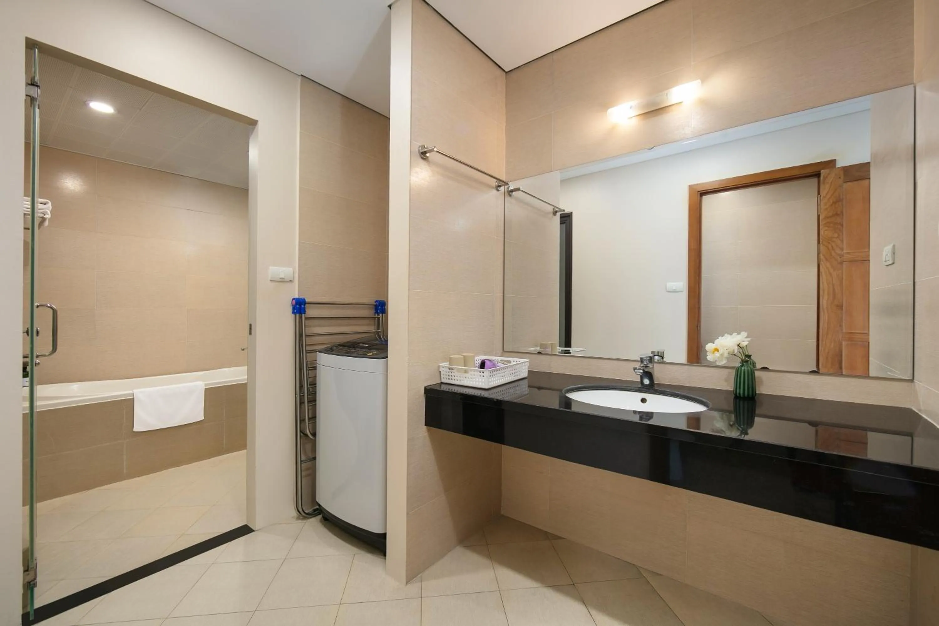 Bathroom in HB Serviced Apartment - 121B Quan Hoa