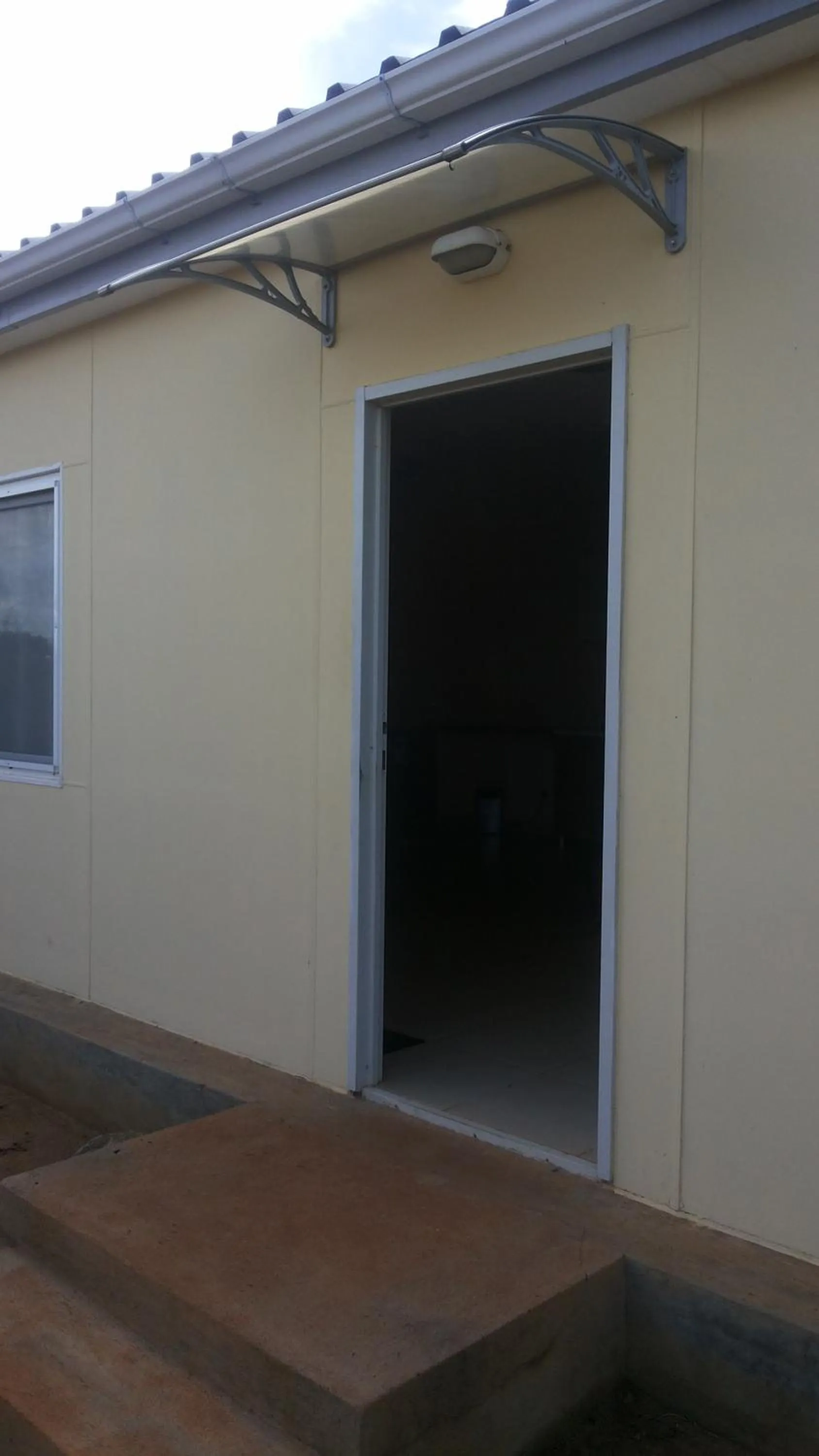 Facade/entrance in Terrain Hotel