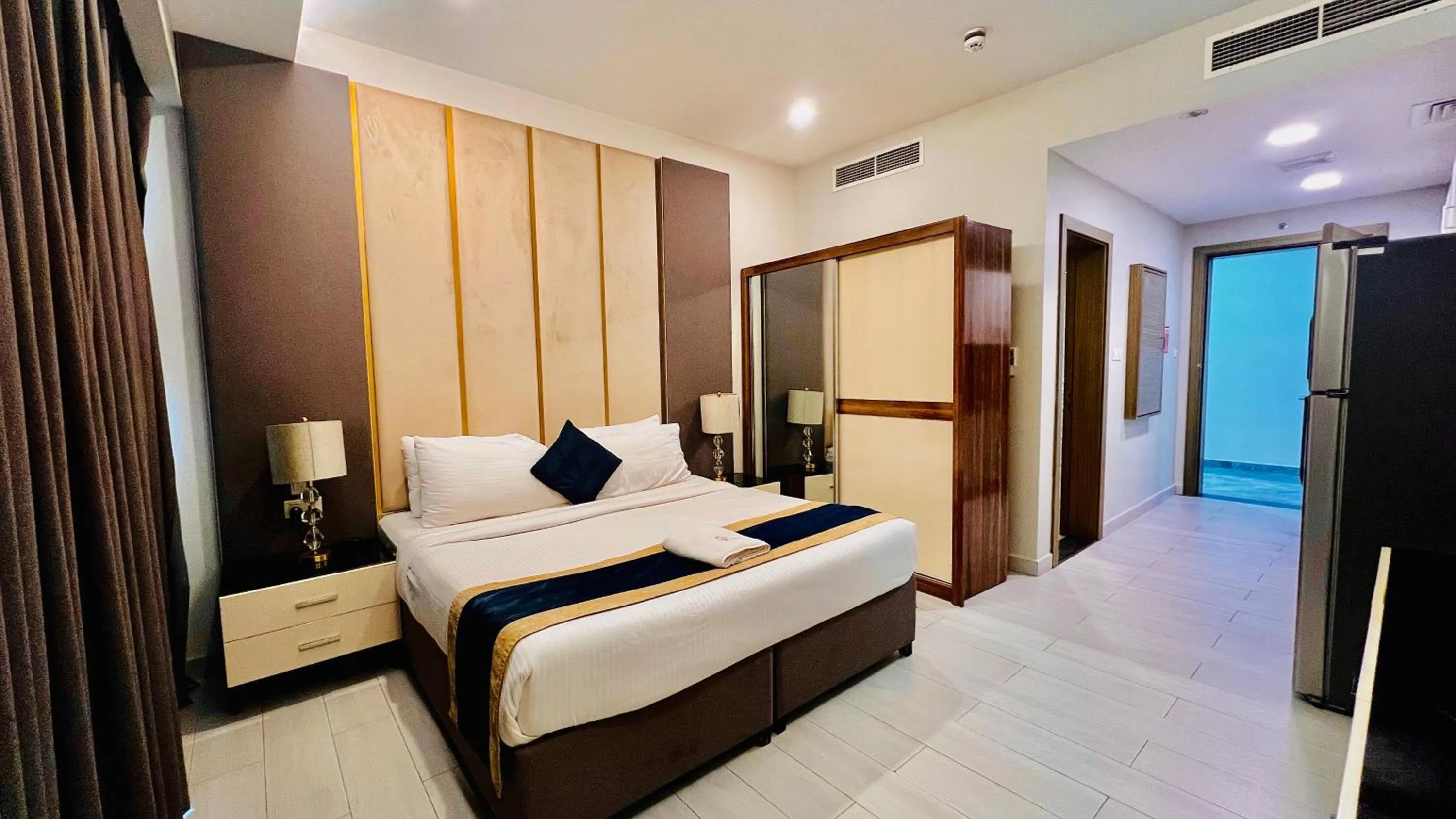 Bedroom, Bed in BW Suites & Spa