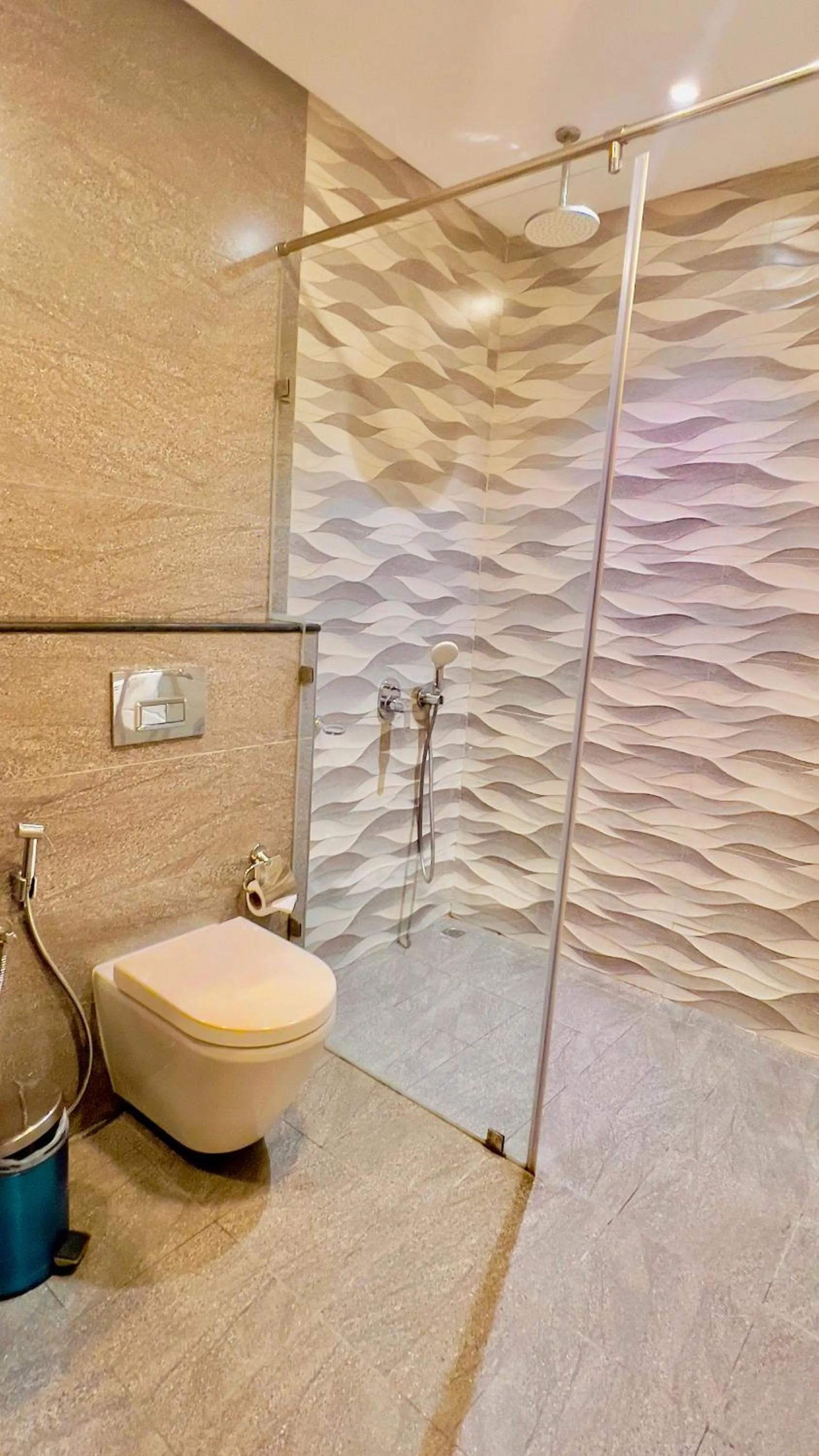 Toilet in BW Suites & Spa