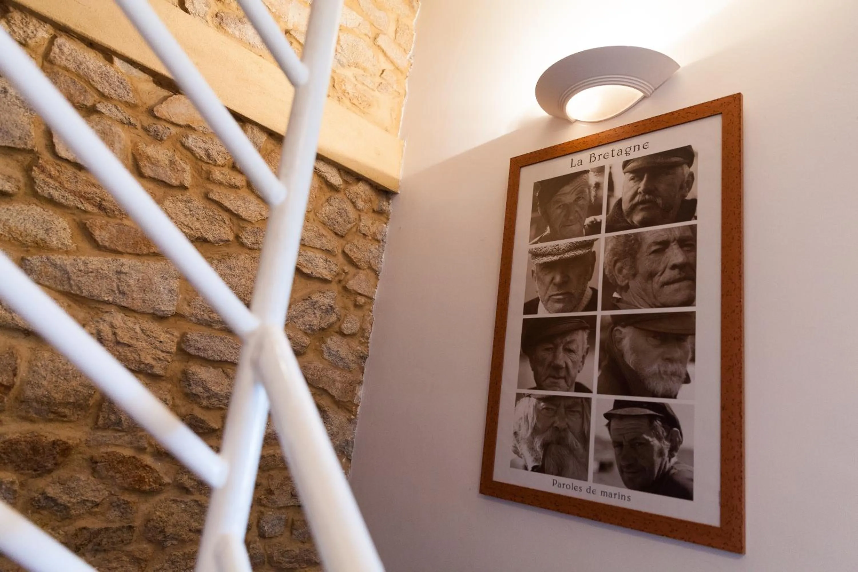 Decorative detail in Hotel Restaurant De La Plage