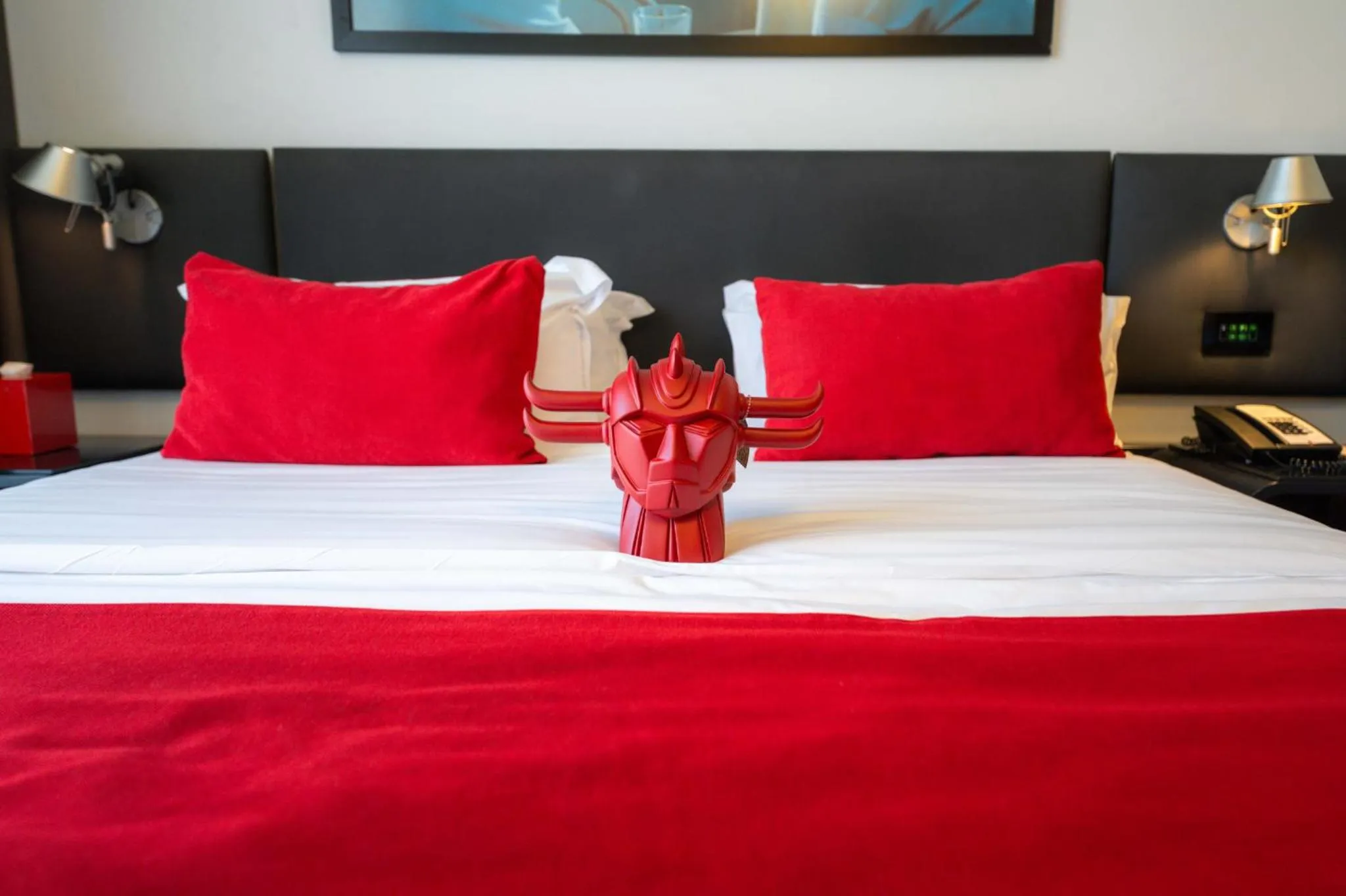 Bedroom, Bed in The Smallville Hotel