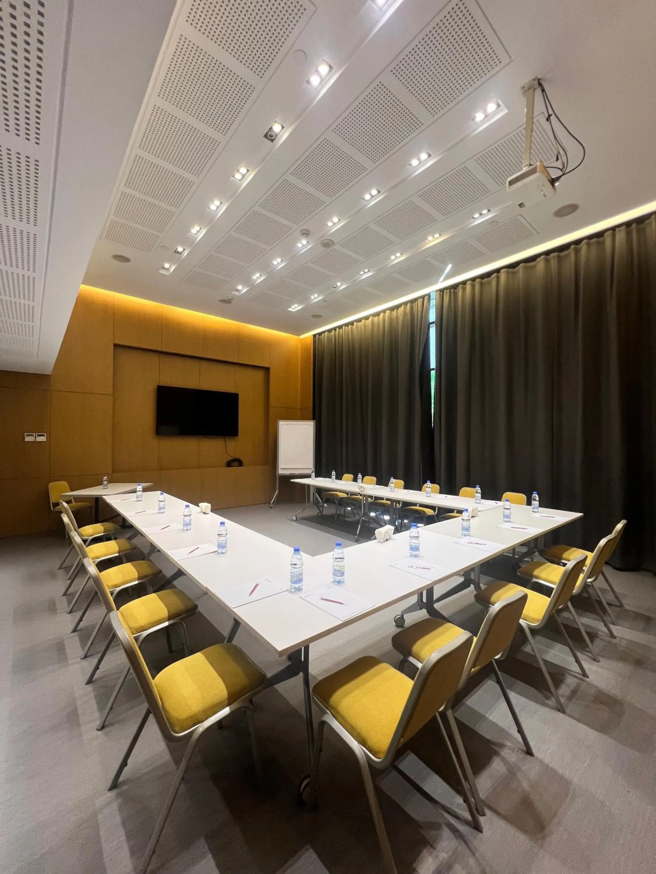 Meeting/conference room in The Smallville Hotel