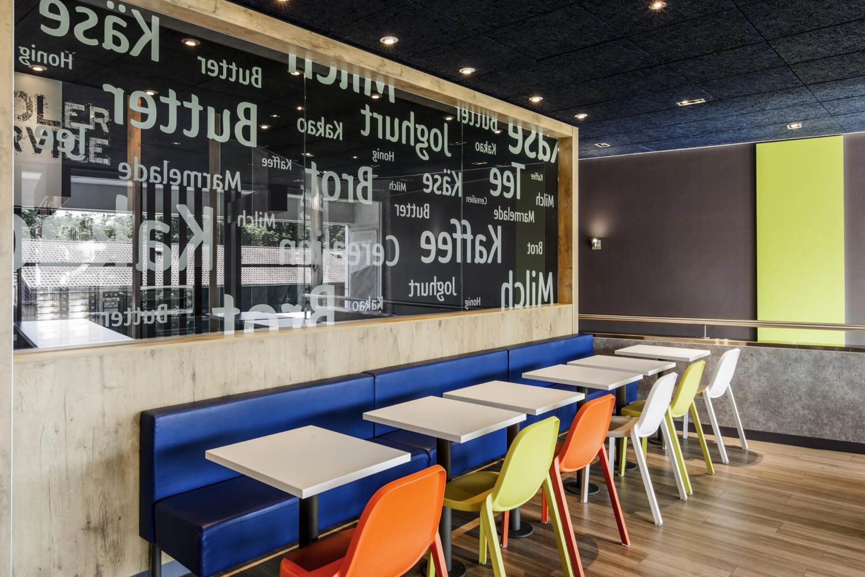 Restaurant/places to eat in ibis budget Bern Expo