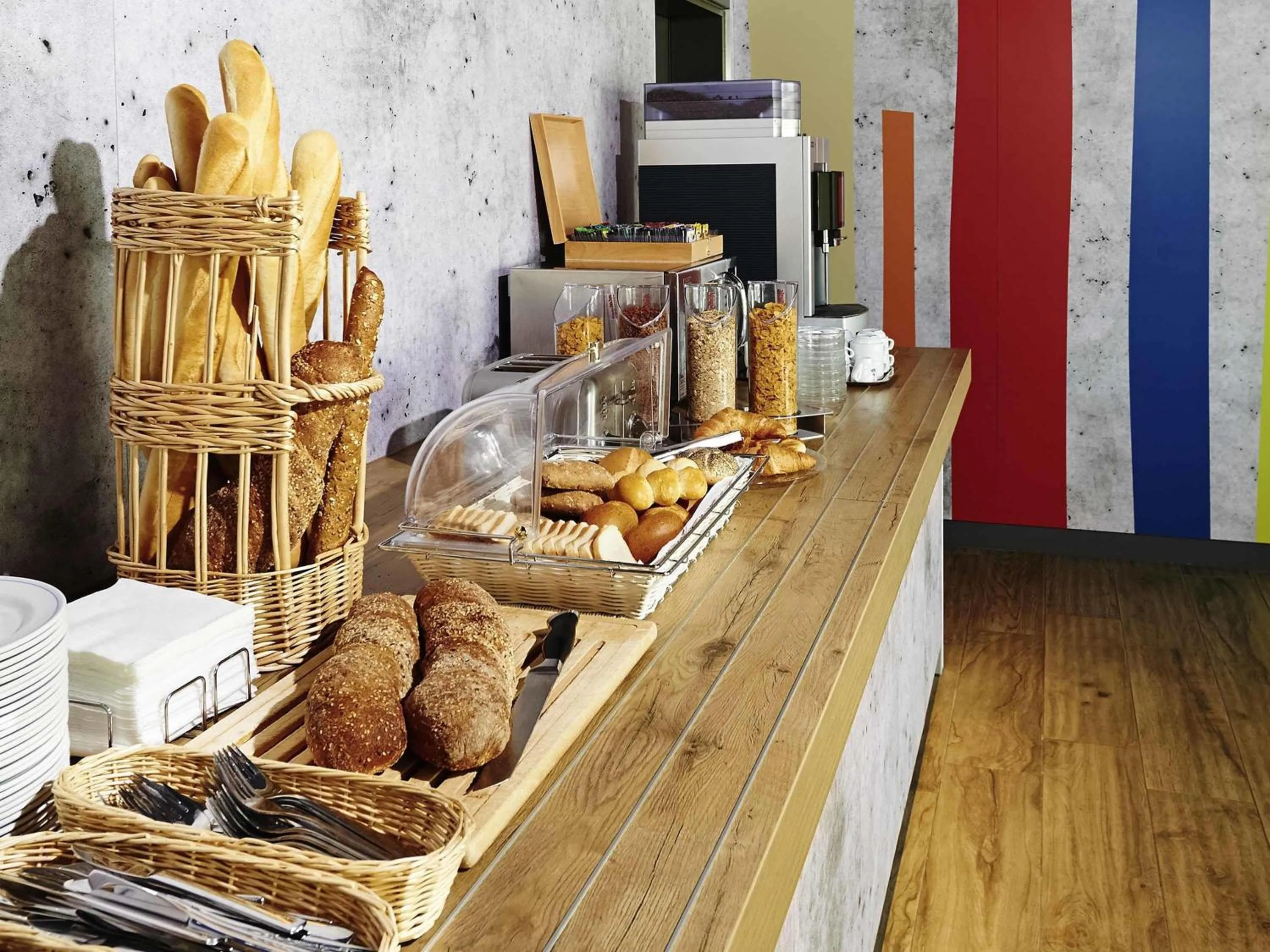 Breakfast in ibis budget Zurich City West