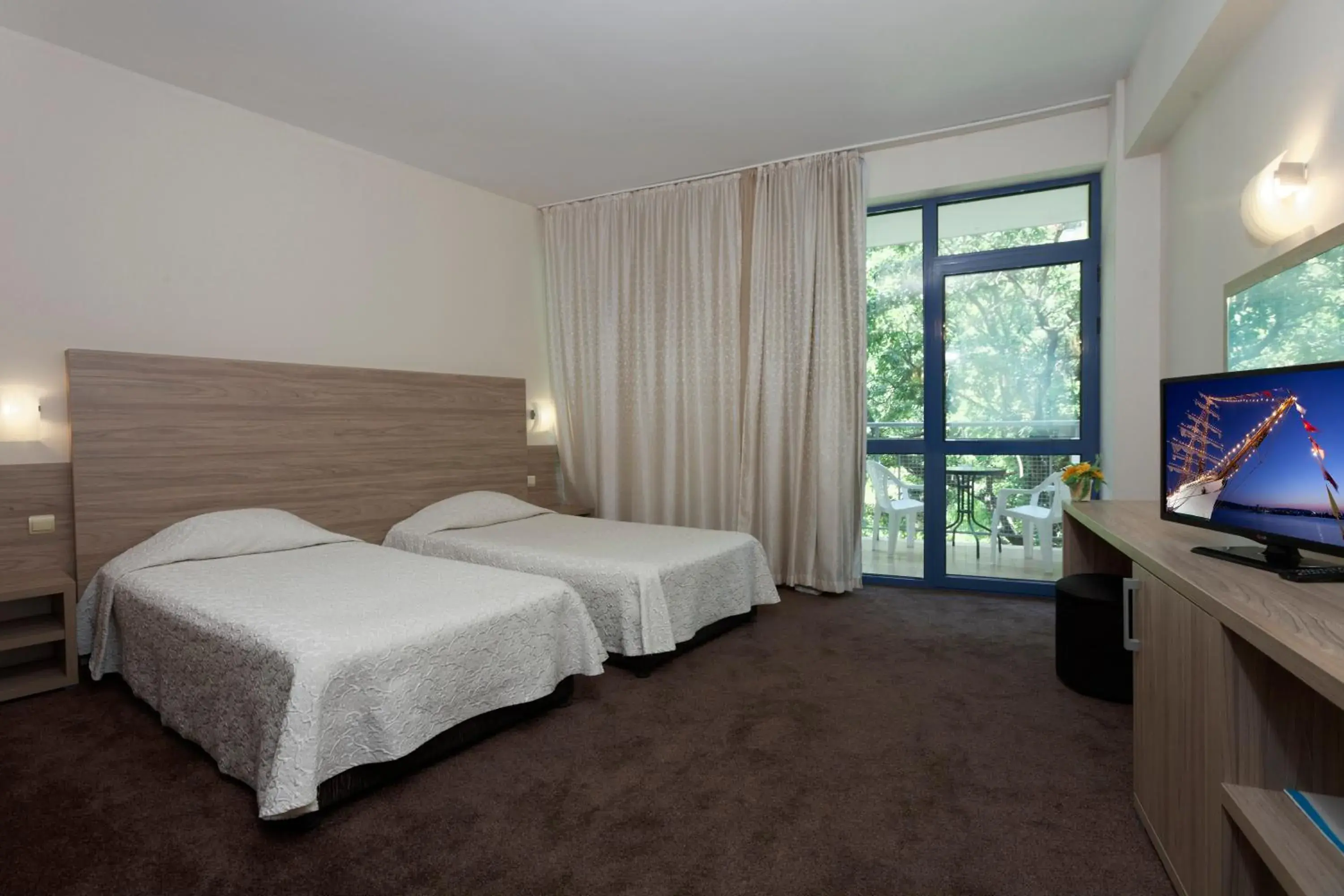 Double Room with Balcony and Park View (2 Adults + 1 Child up to 12.99 years old) in Elena Hotel and Wellness - All Inclusive Double Room with Balcony and Park View (2 Adults + 1 Child up to 12.99 years old) in Elena Hotel and Wellness - All Inclusive