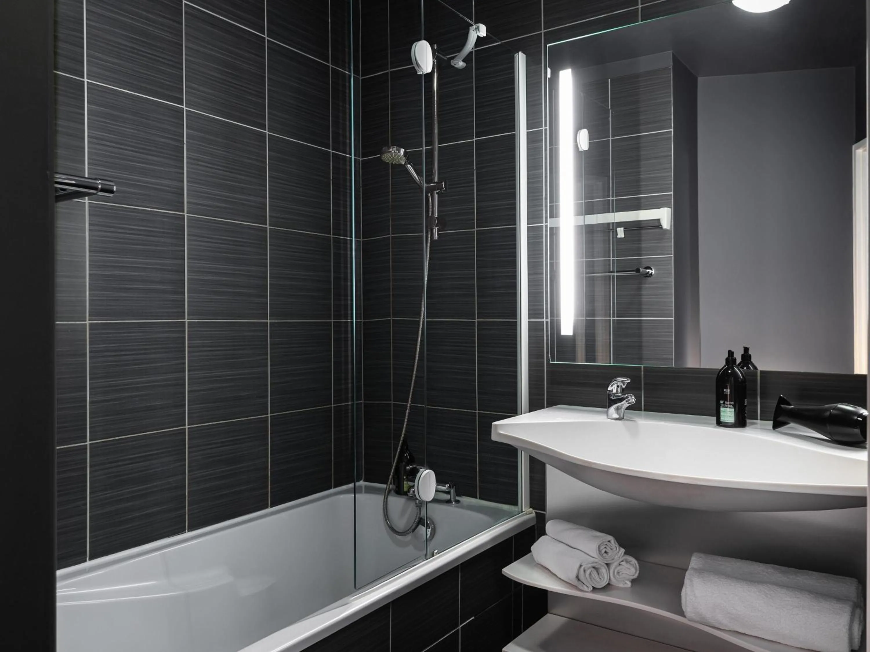 Bedroom in Aparthotel Adagio Paris Montrouge