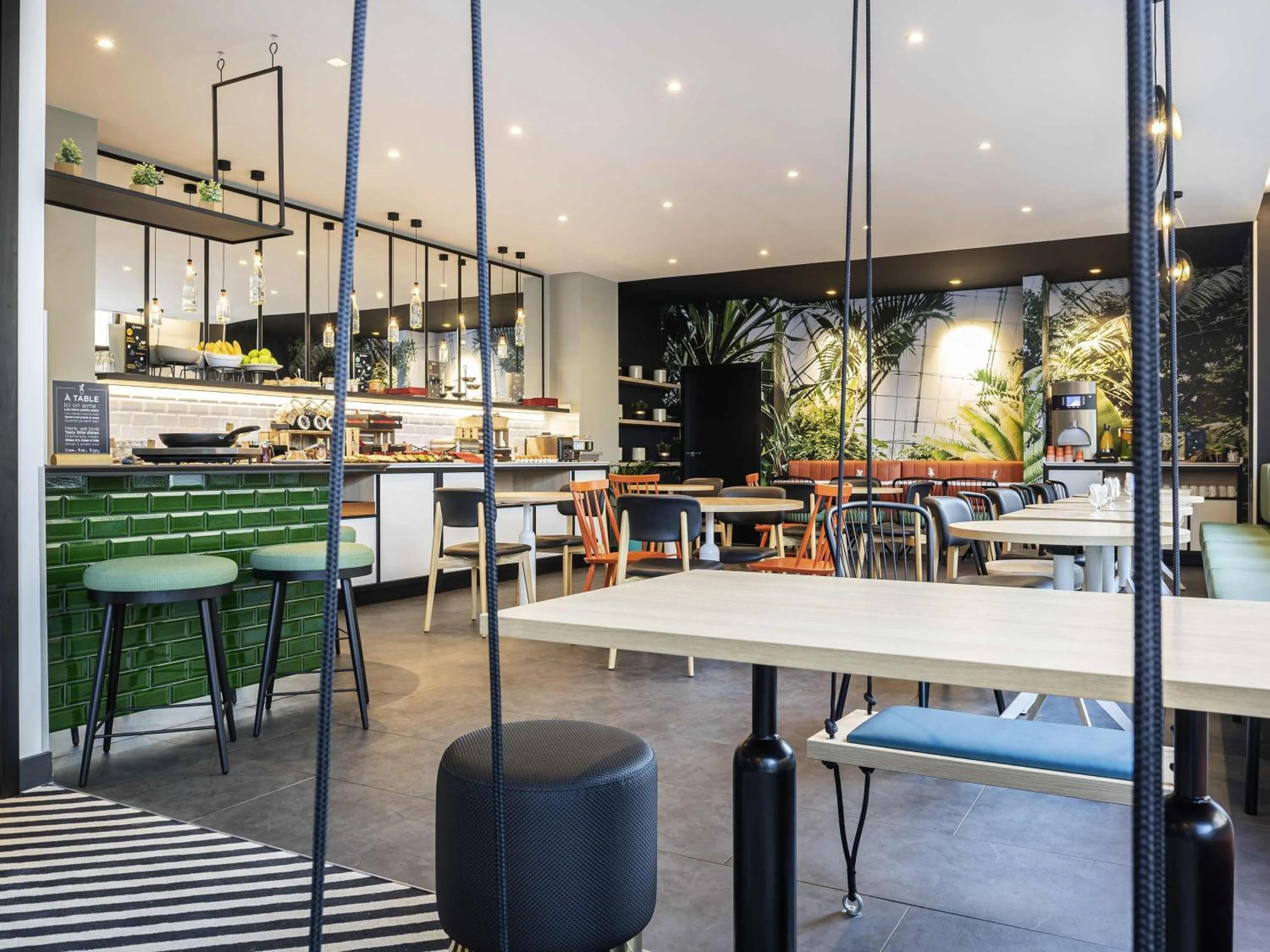 Breakfast in Aparthotel Adagio Paris Montrouge