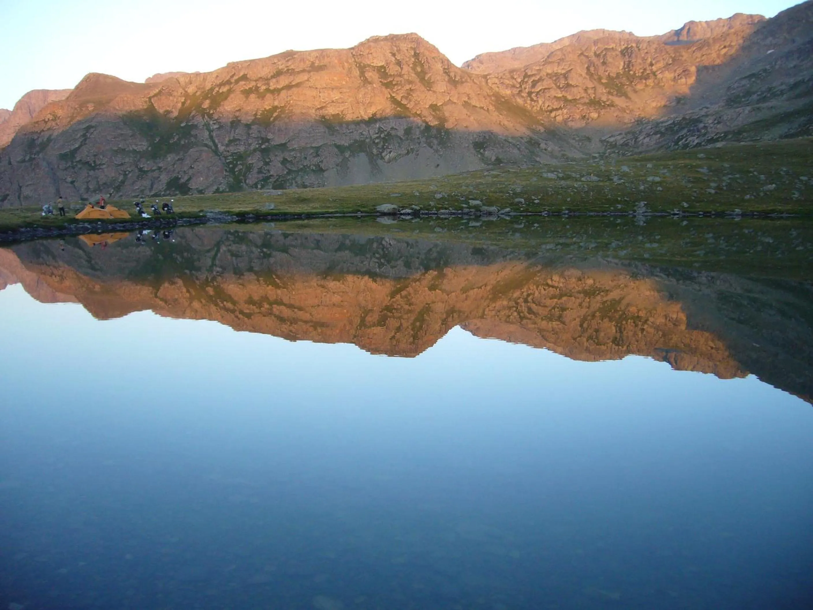 Area and facilities in Yedigoller Hotel & Restaurant