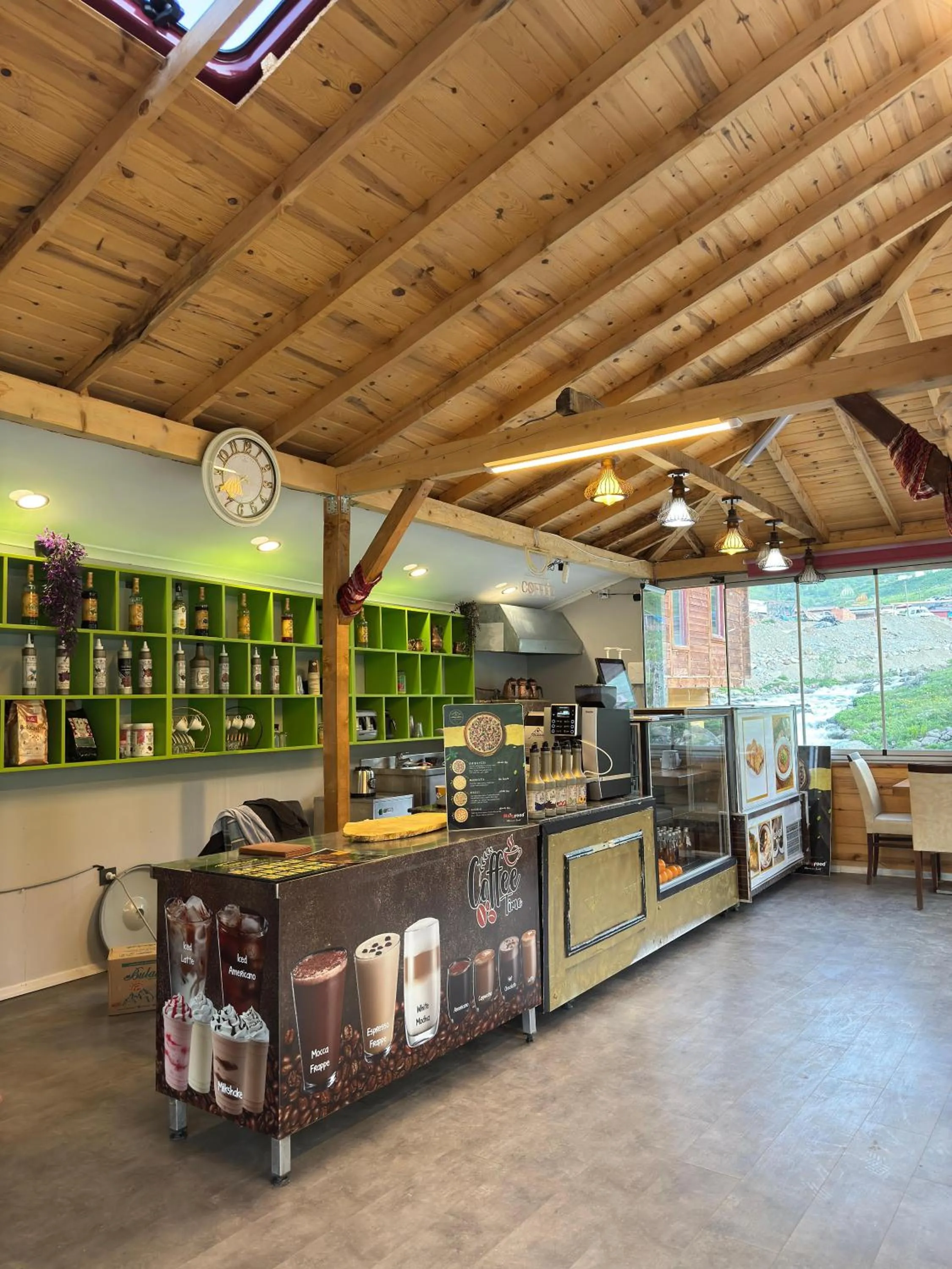 Yedigoller Hotel & Restaurant