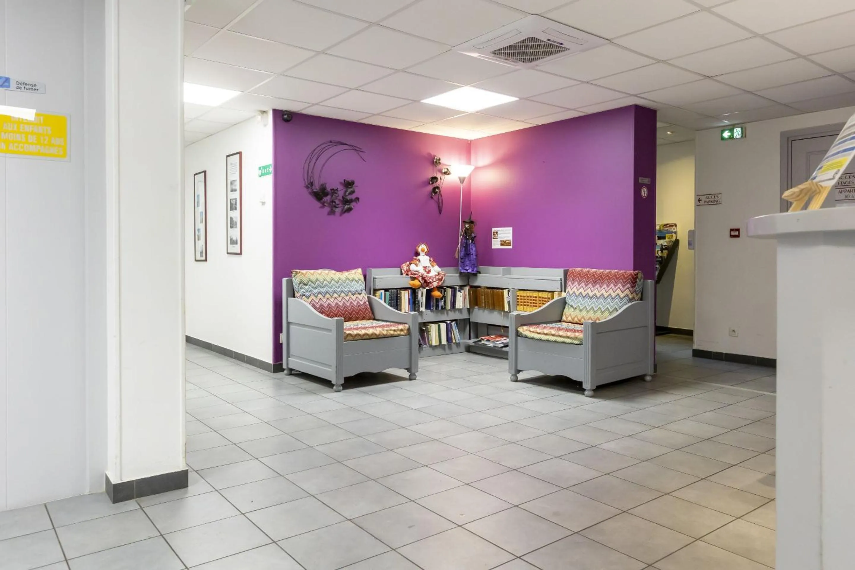 Lobby or reception in Résidence Odalys Le Domaine des Rois