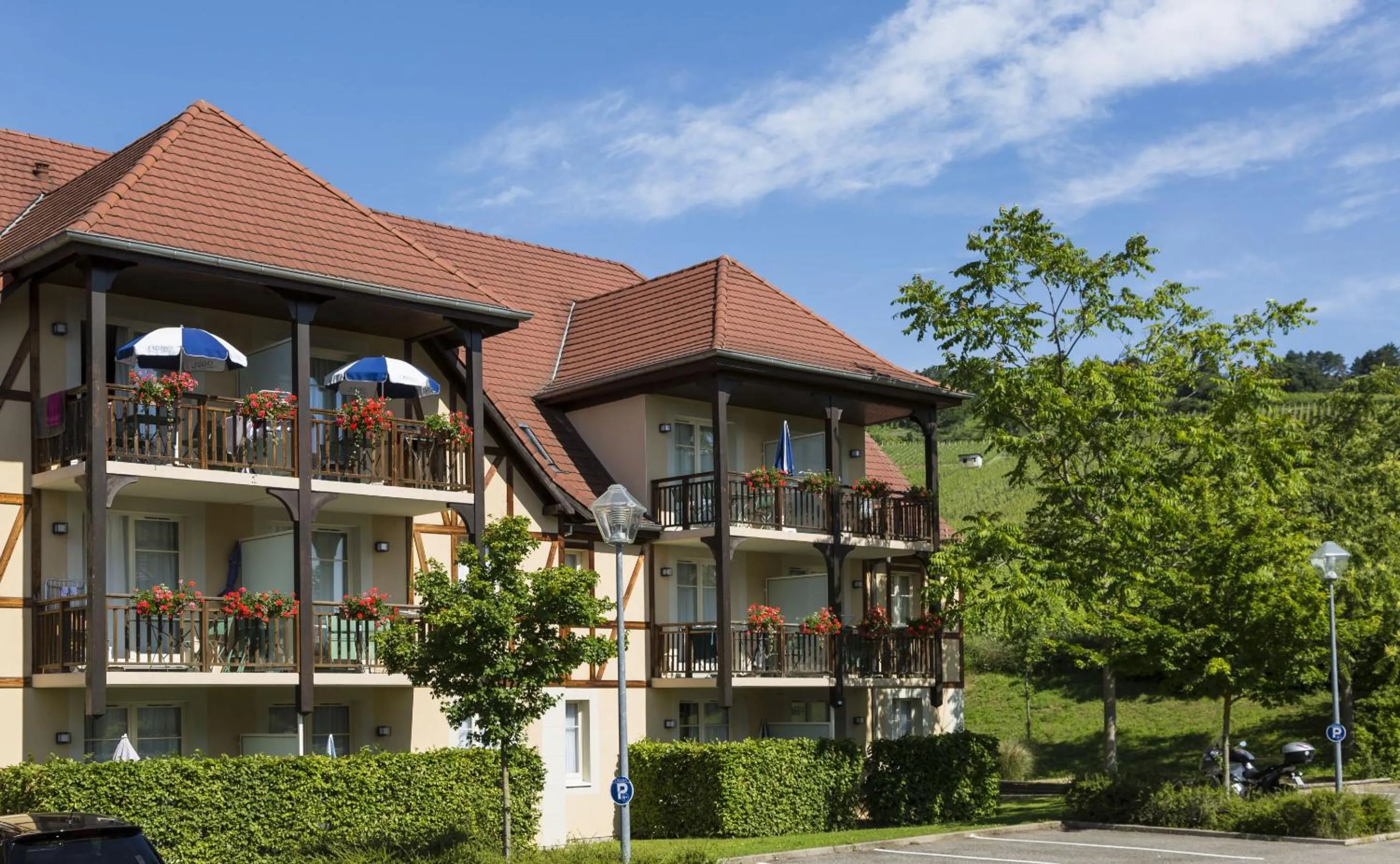 Property building in Résidence Odalys Le Domaine des Rois