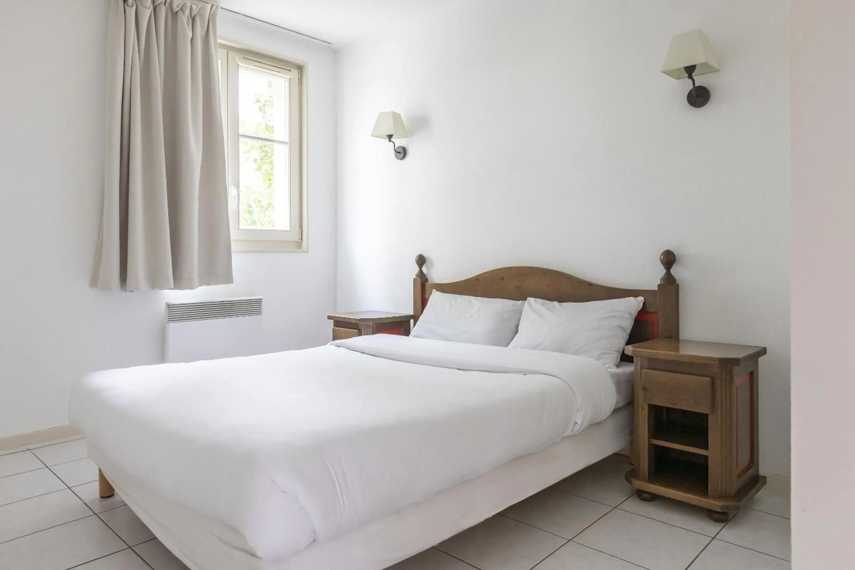 Bedroom, Bed in Résidence Odalys Le Domaine des Rois