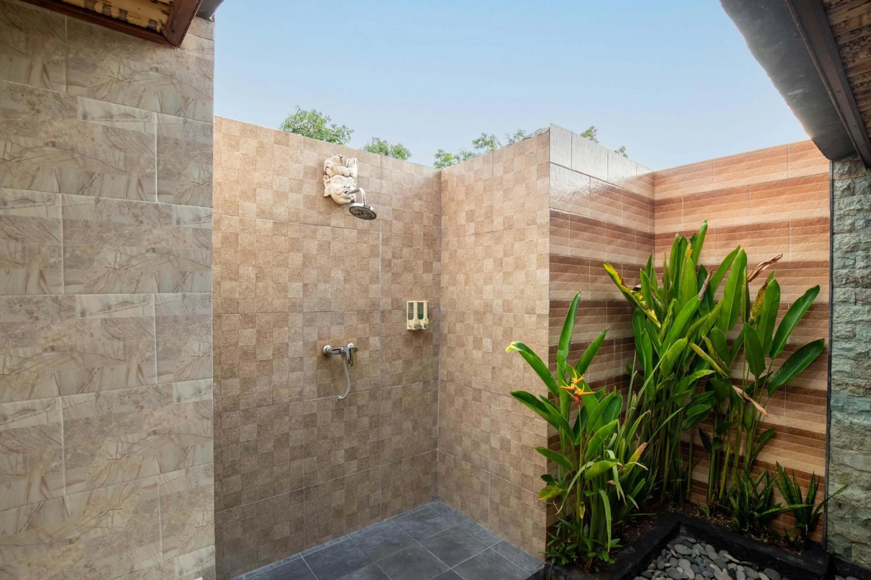 Bathroom in Reynten Hill