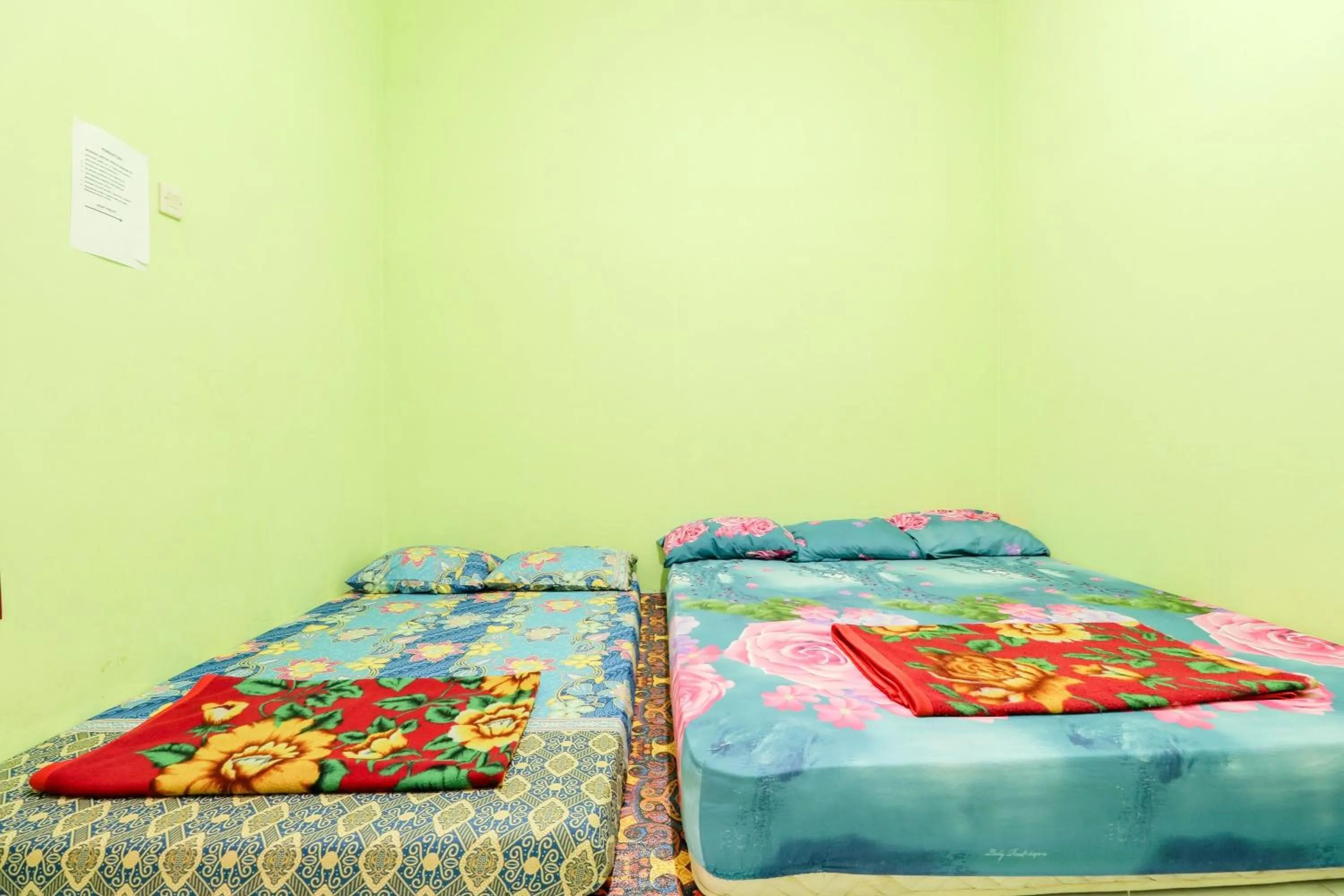Bedroom, Bed in Penginapan Roro Mendut Syariah