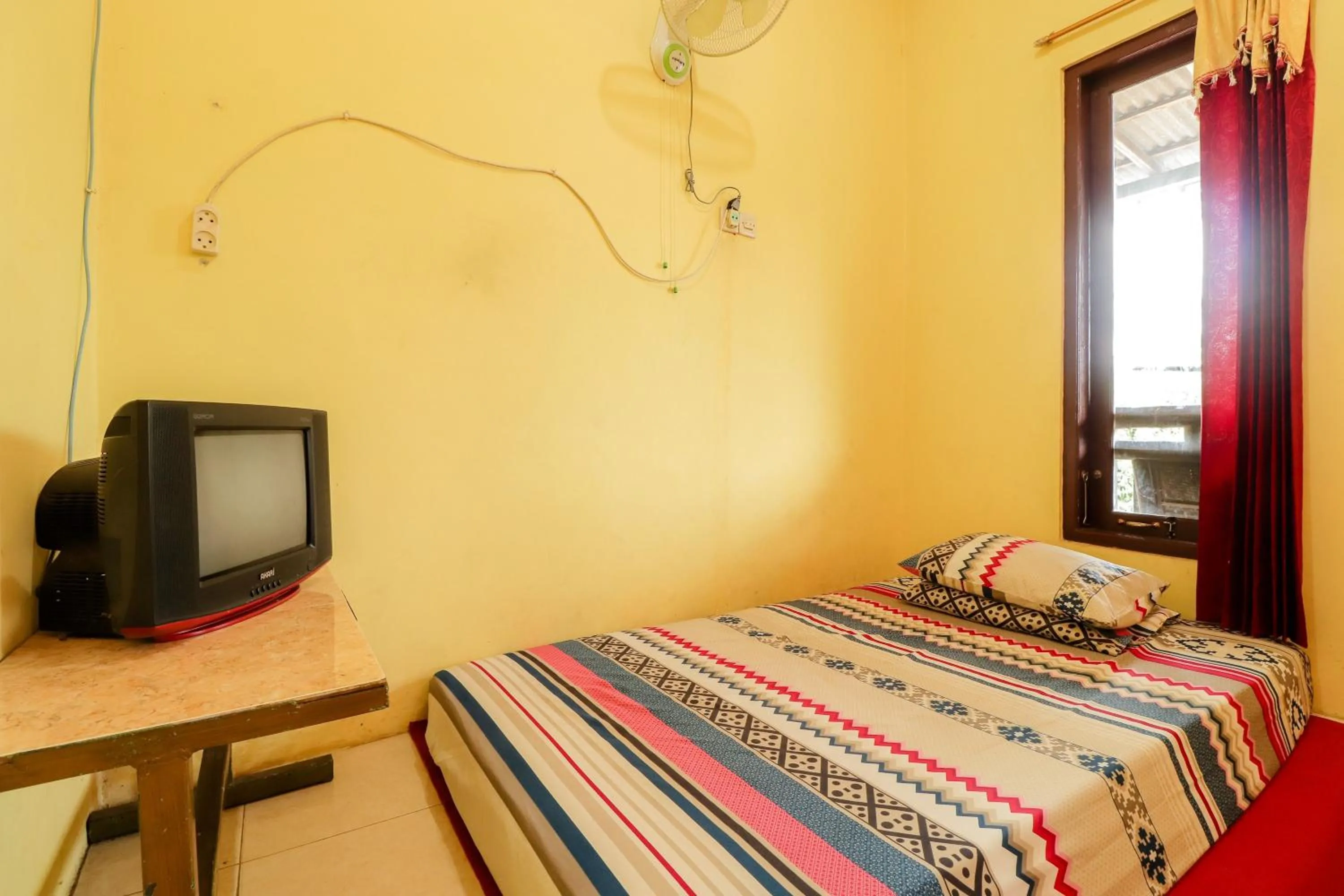 Bedroom, Bed in Penginapan Roro Mendut Syariah