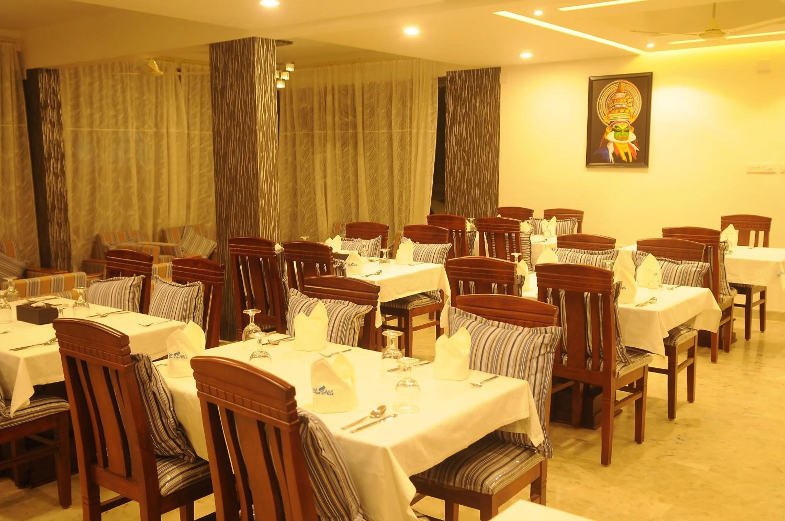 Restaurant/places to eat in Blue Nile Beach Resort