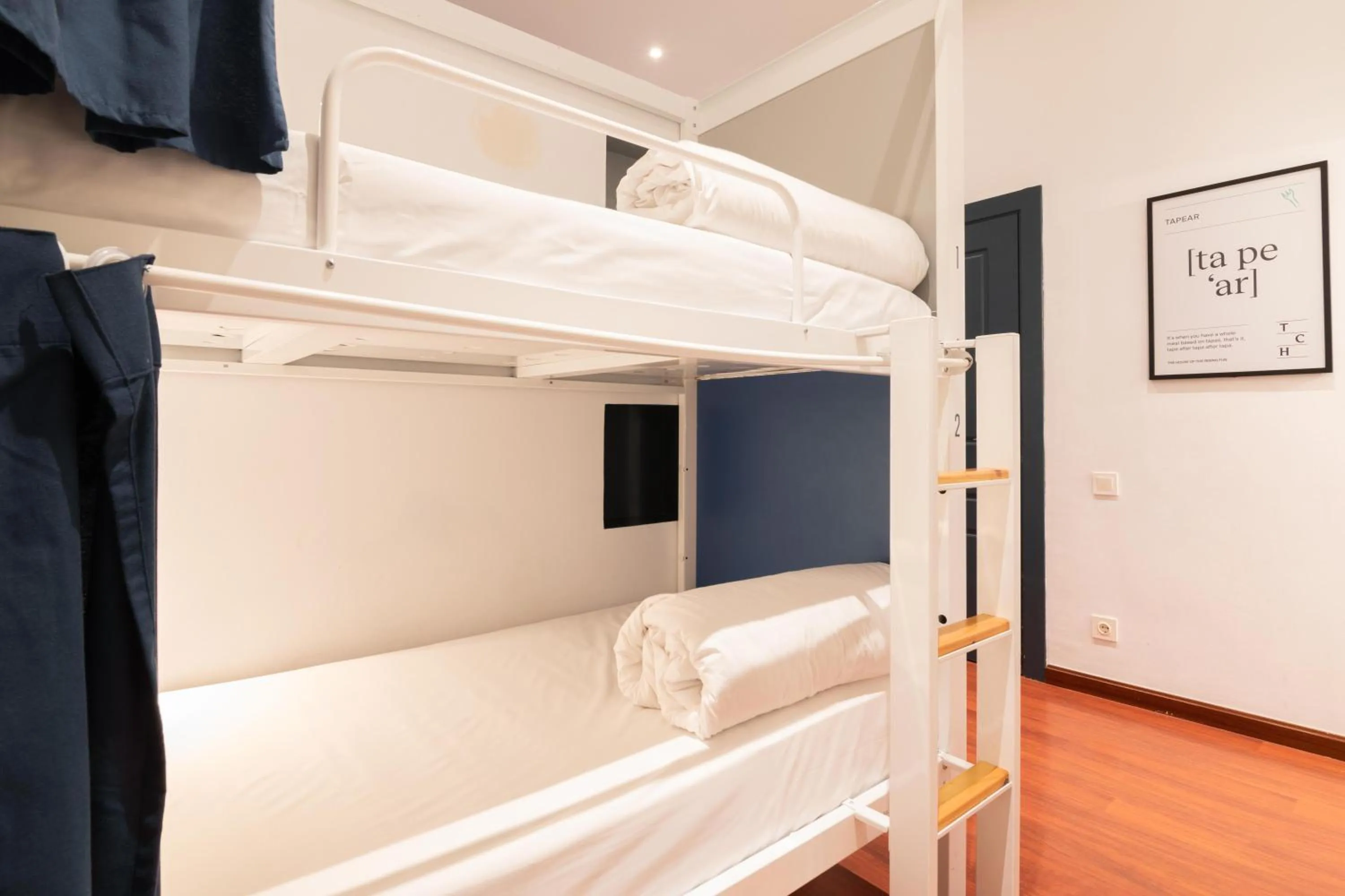 Bedroom, Bed in The Central House Barcelona Gracia