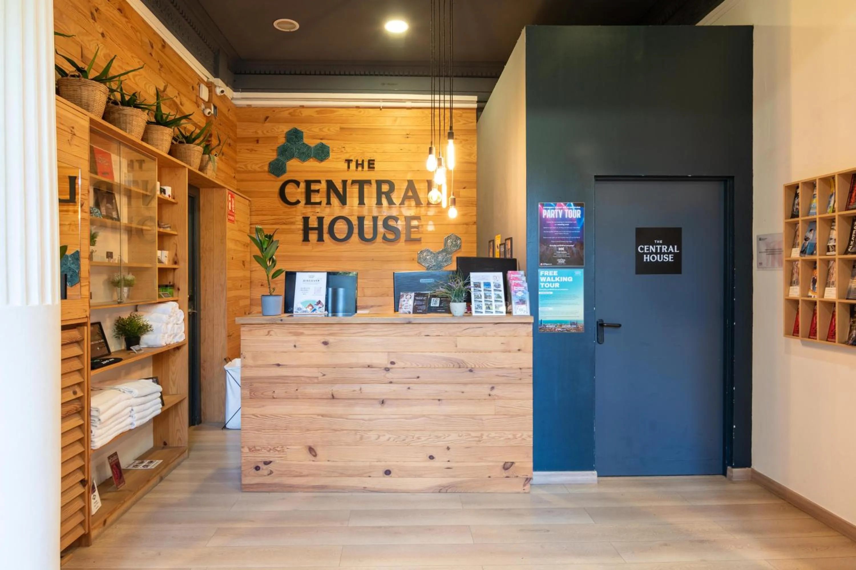 Lobby or reception in The Central House Barcelona Gracia