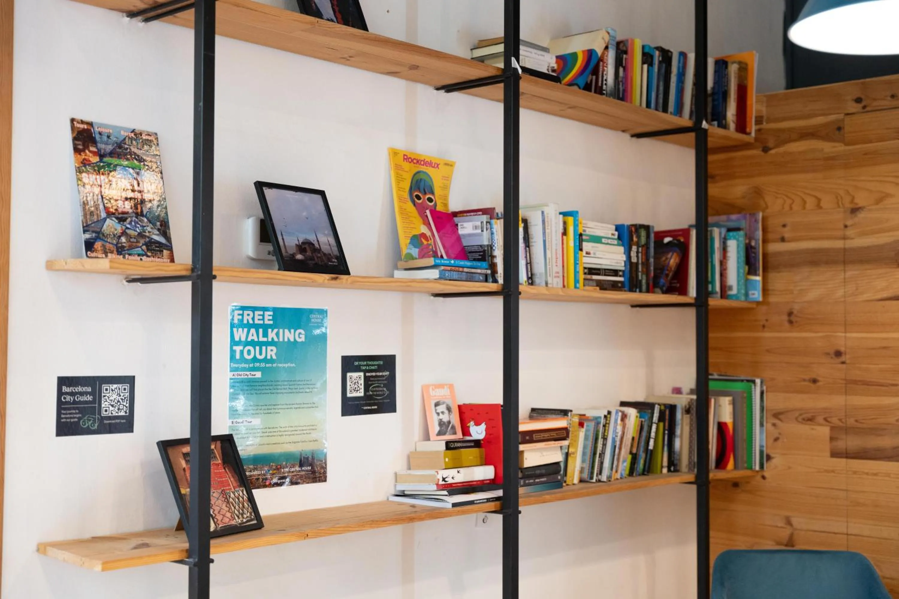 Library in The Central House Barcelona Gracia