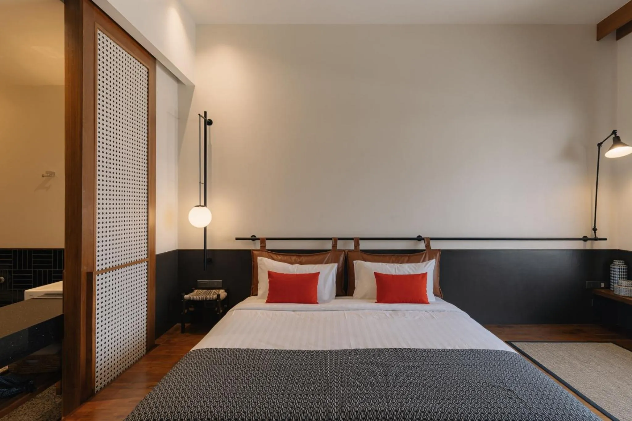 Bed in Hotel Loy Chiang Mai