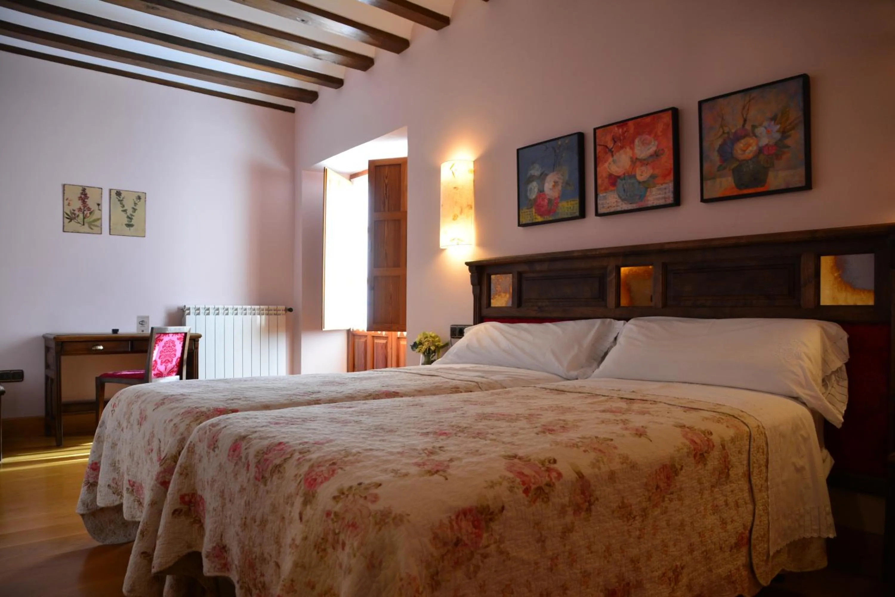 Photo of the whole room, Bed in Villa Ferrera Posada Rural