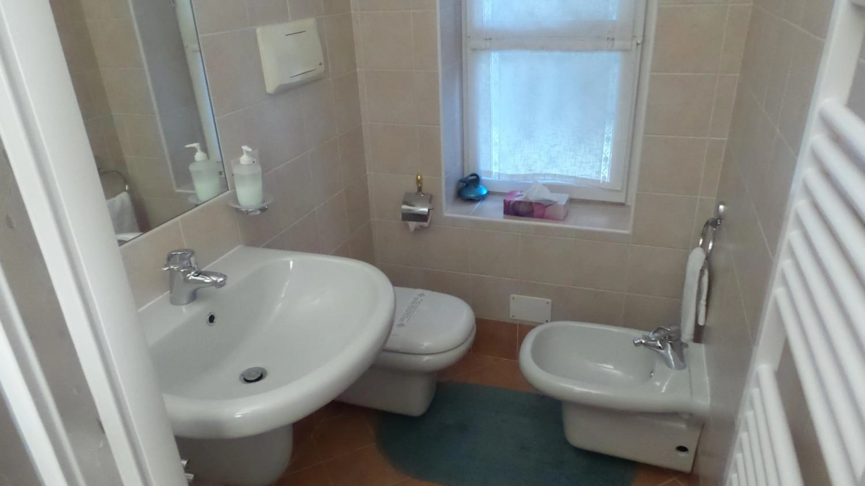 Shower in Bed & Breakfast Gli Oleandri