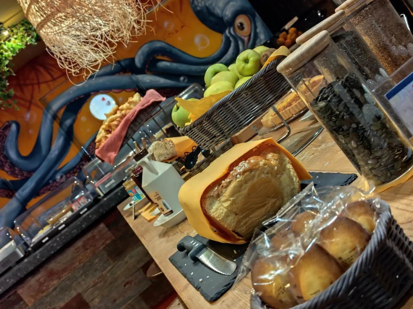 Breakfast in Best Western Linko Aubagne