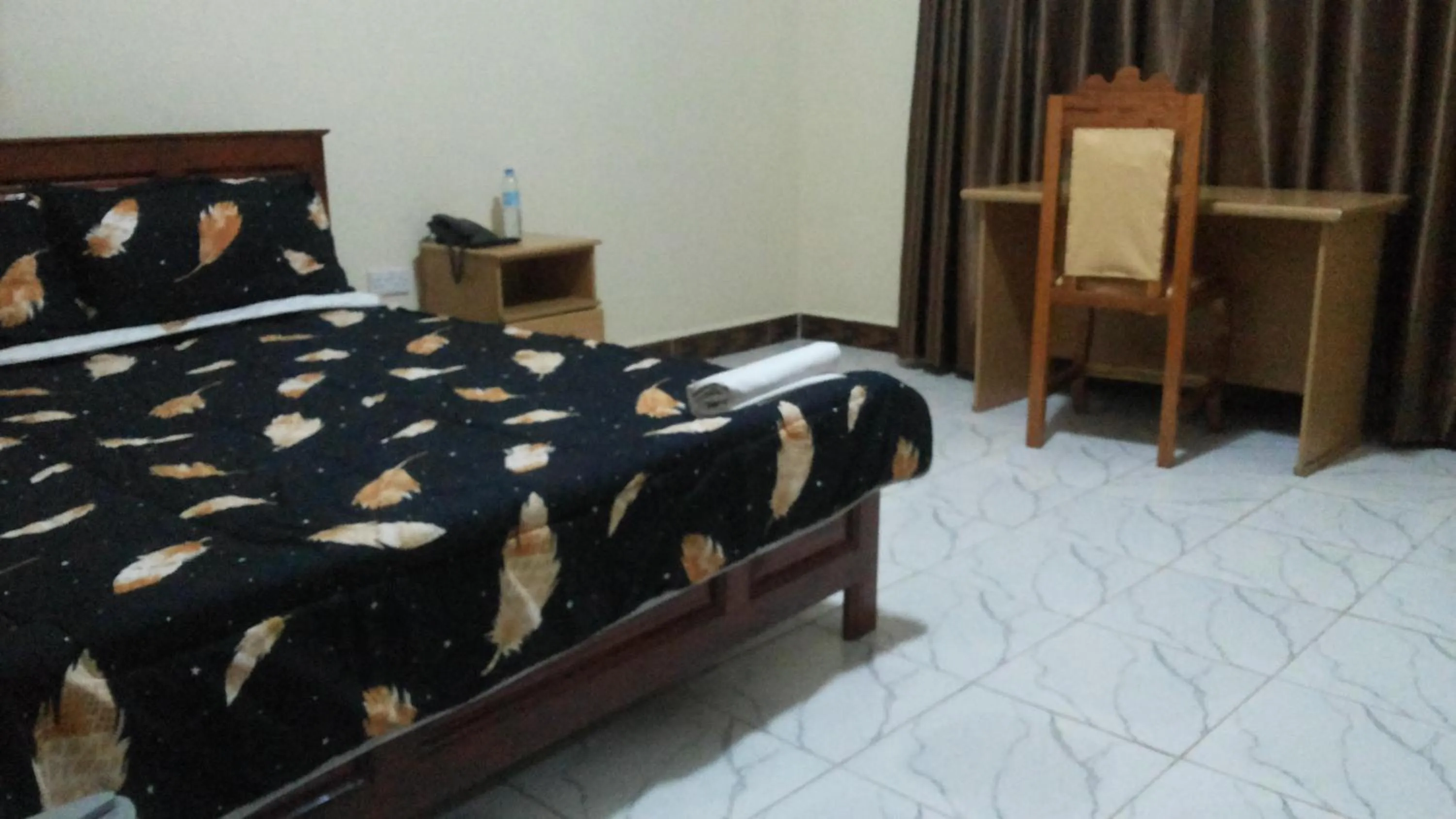 Bed in Hotel Premier