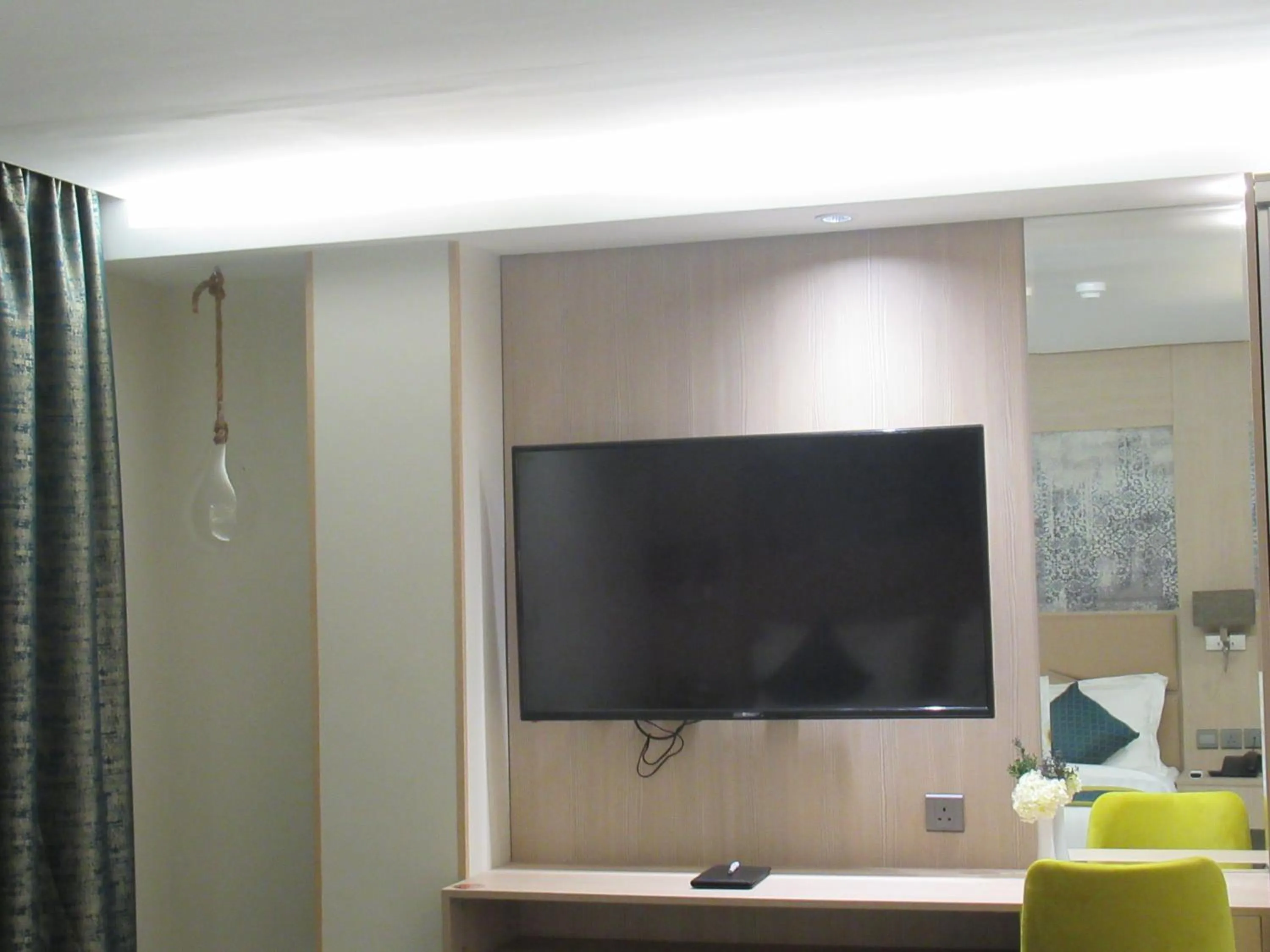 TV and multimedia in Touq Al Balad Hotel